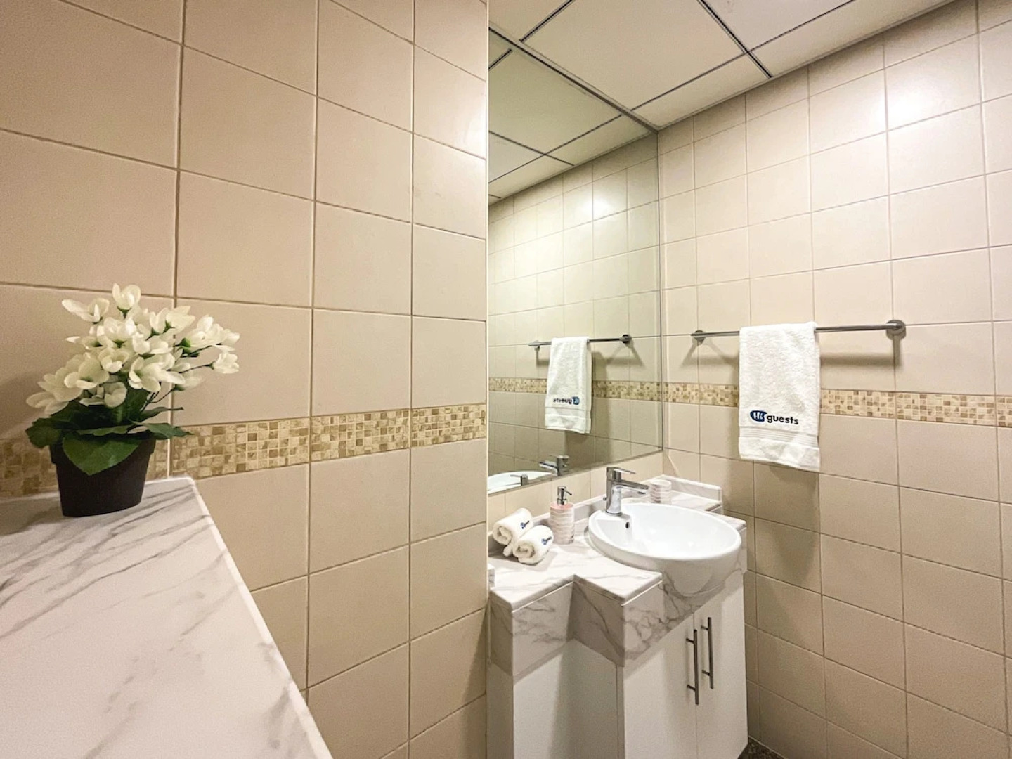 HiGuests - Bay central