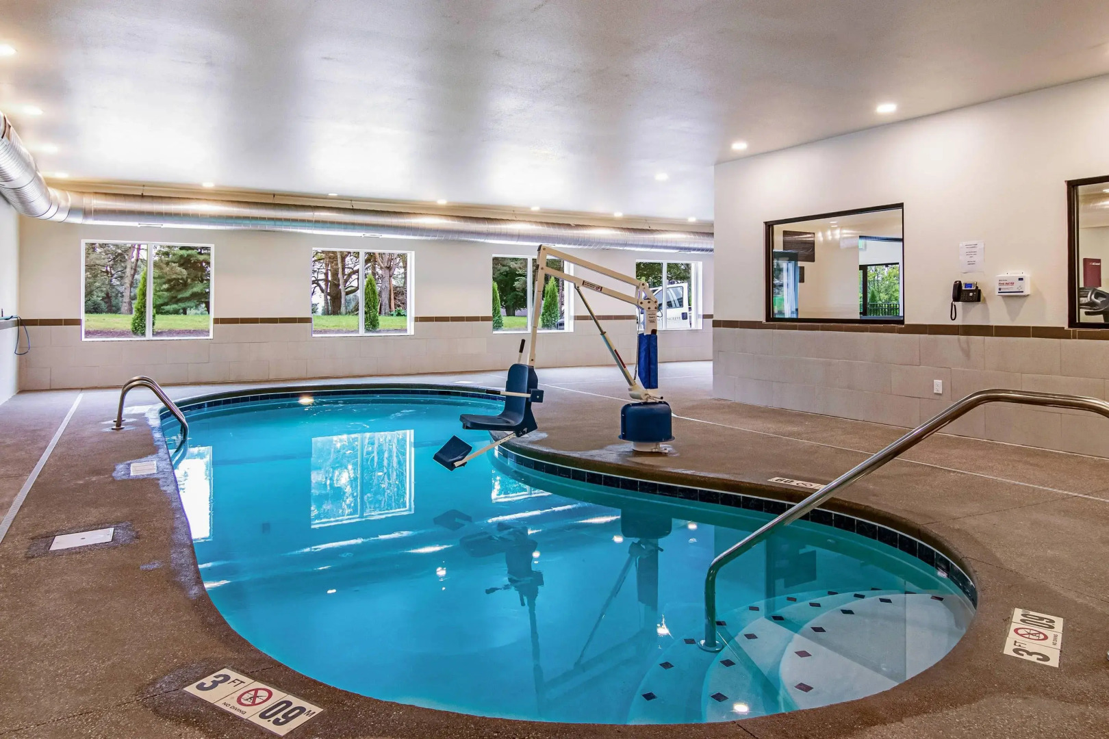 Comfort Suites Wooster near University Campus