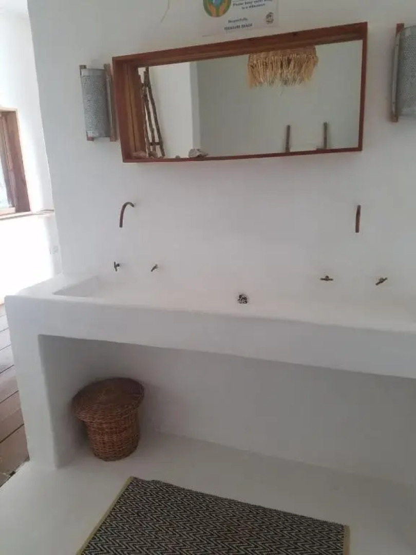 Lashings Boutique Hotel