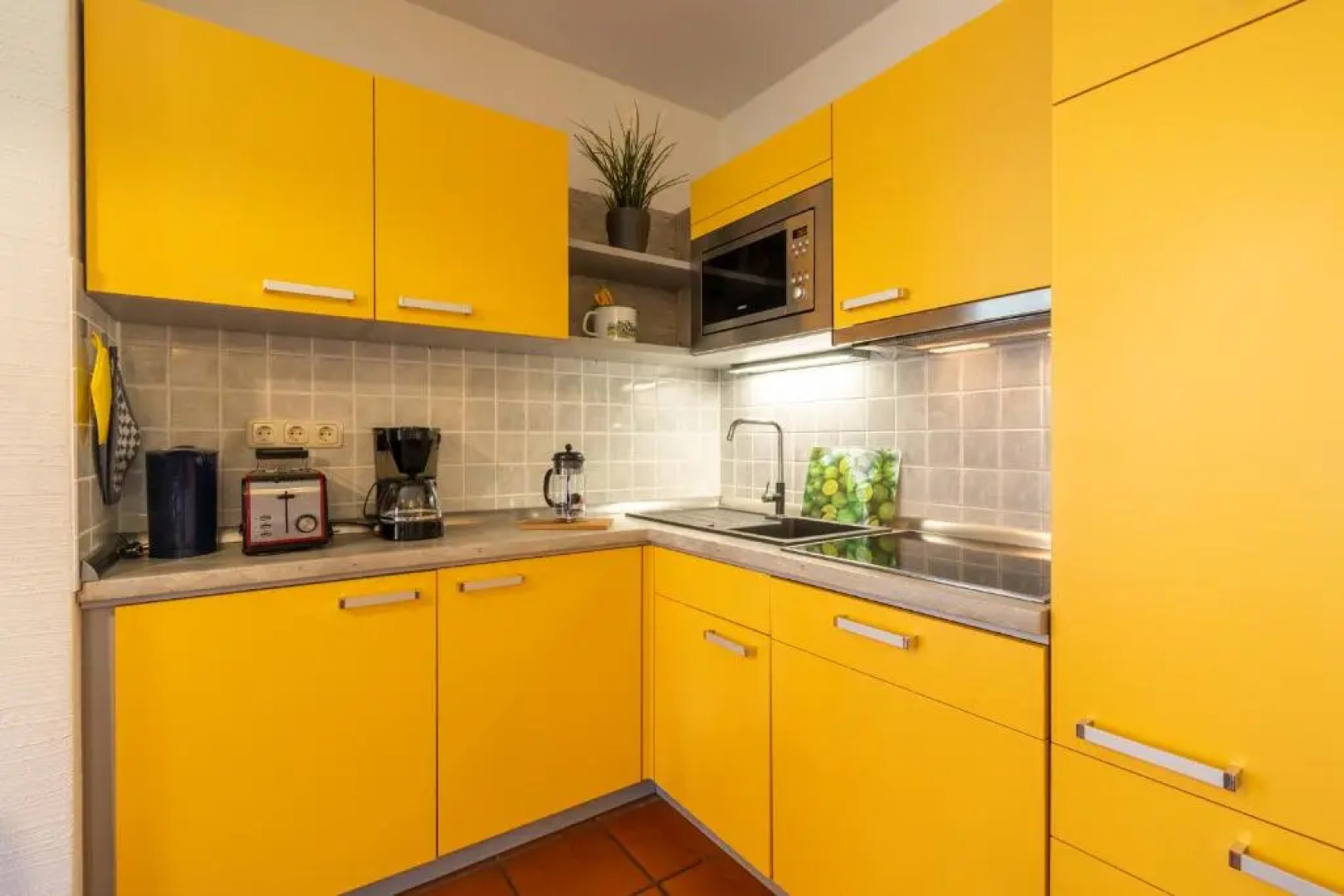 Komfort Appartement mit 1 Schlafzimmern und Terrasse C34