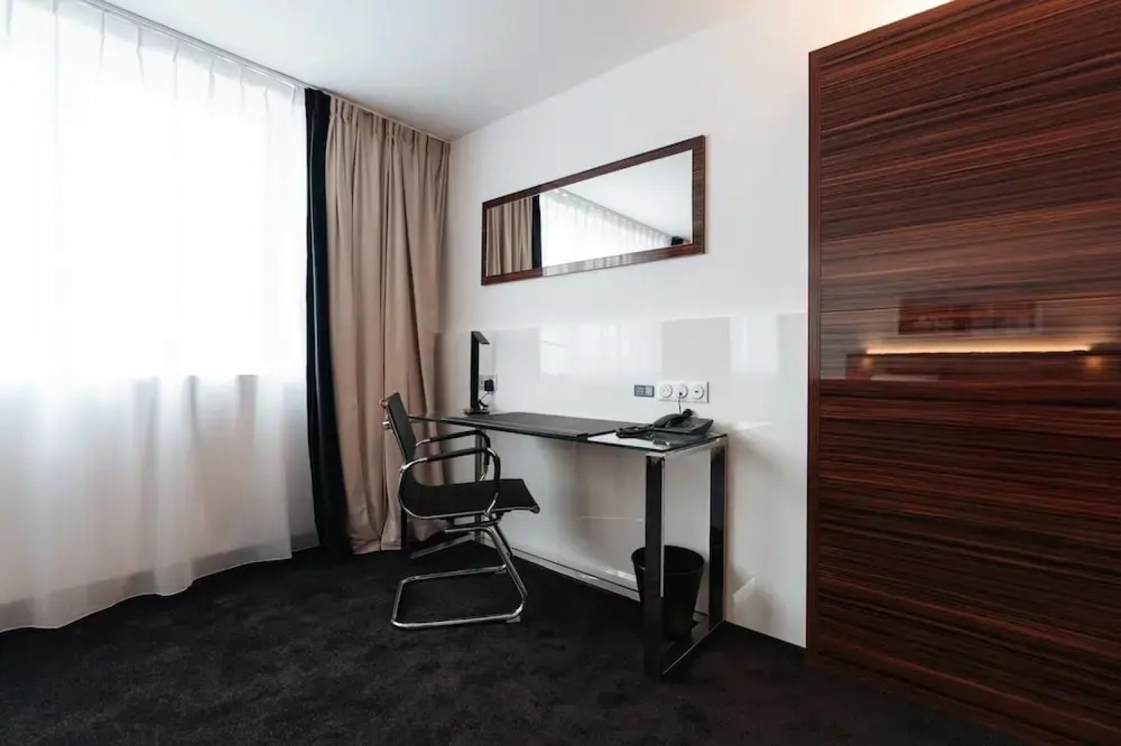 Westotel Taverny - Paris Val d'Oise