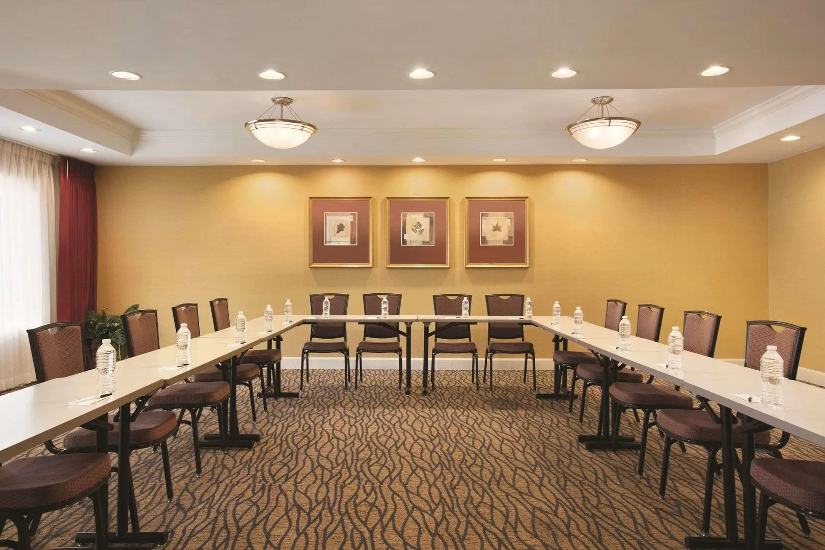 Country Inn & Suites by Radisson, Atlanta Airport North, GA