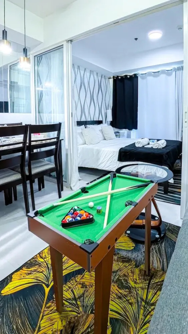Stunning 1-bed Apartment in Paranaque