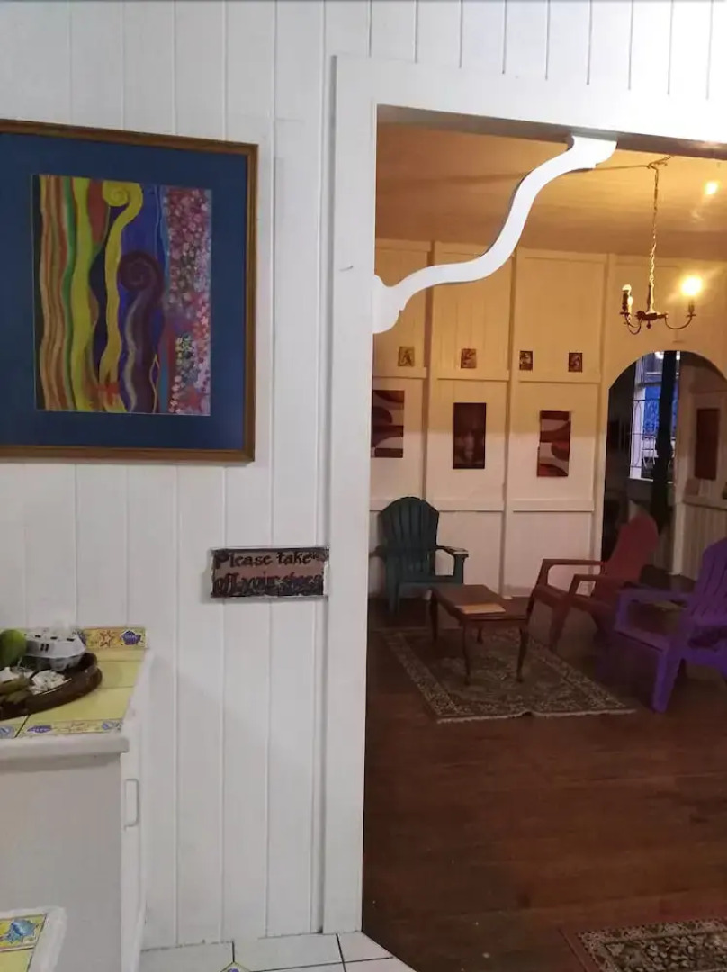 Colonial Lodge Hostel