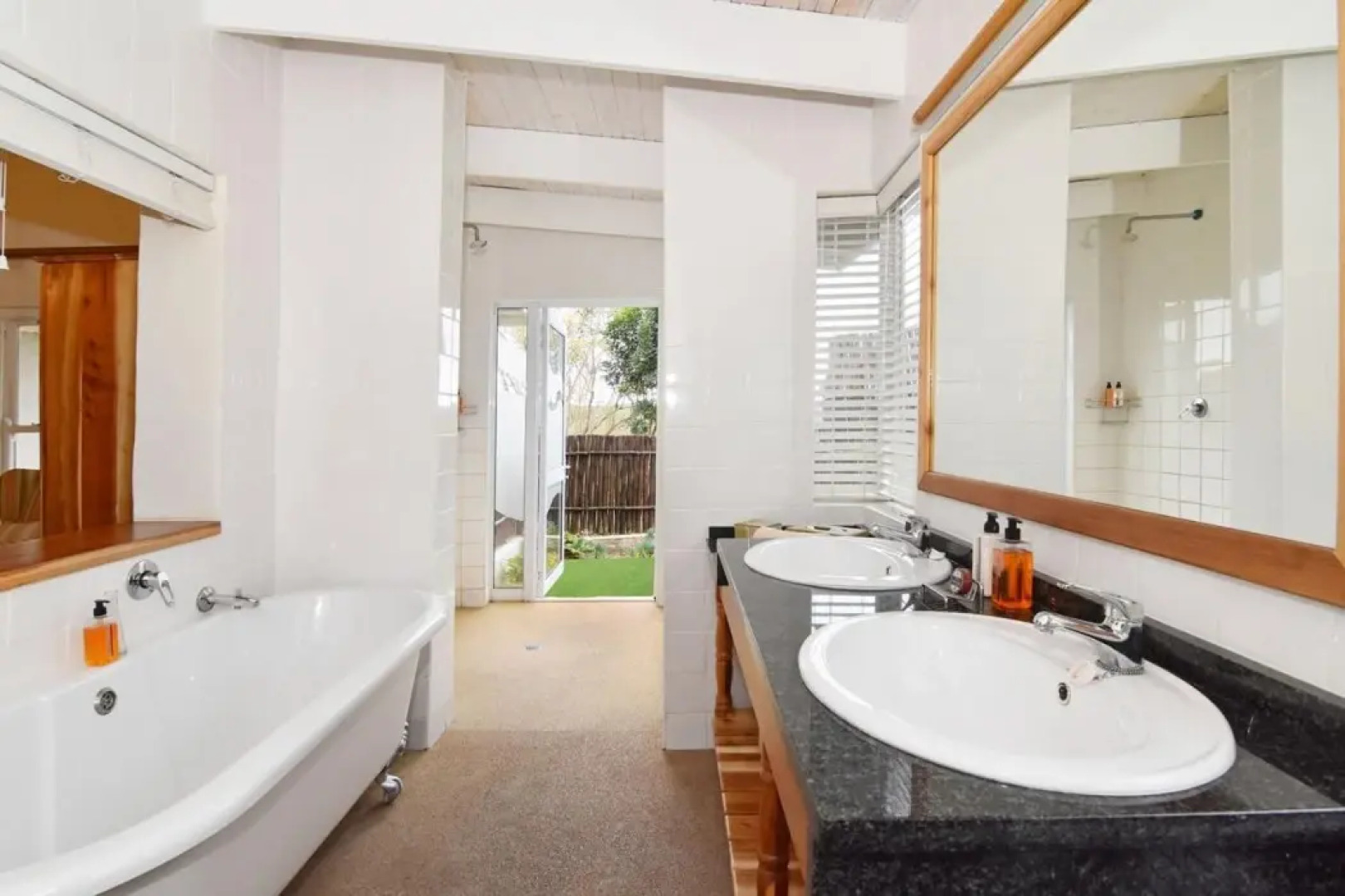 Zuurberg Mountain Village