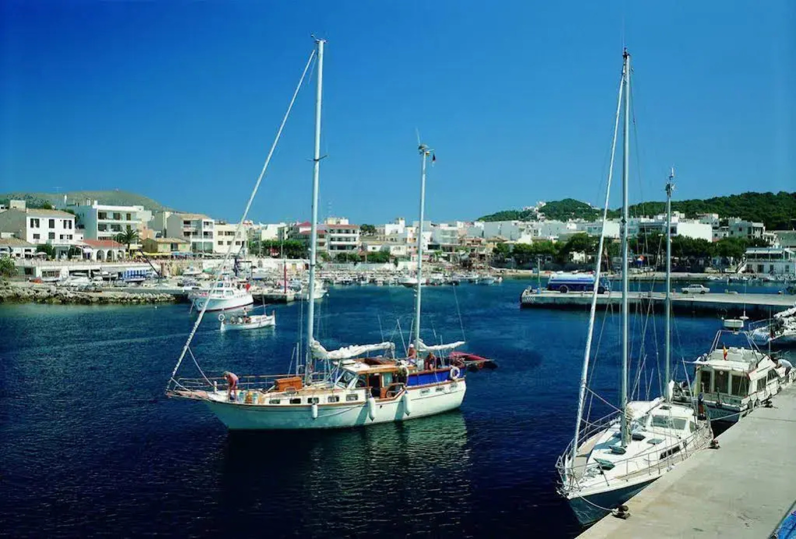 Apartamentos Ponent Mhm