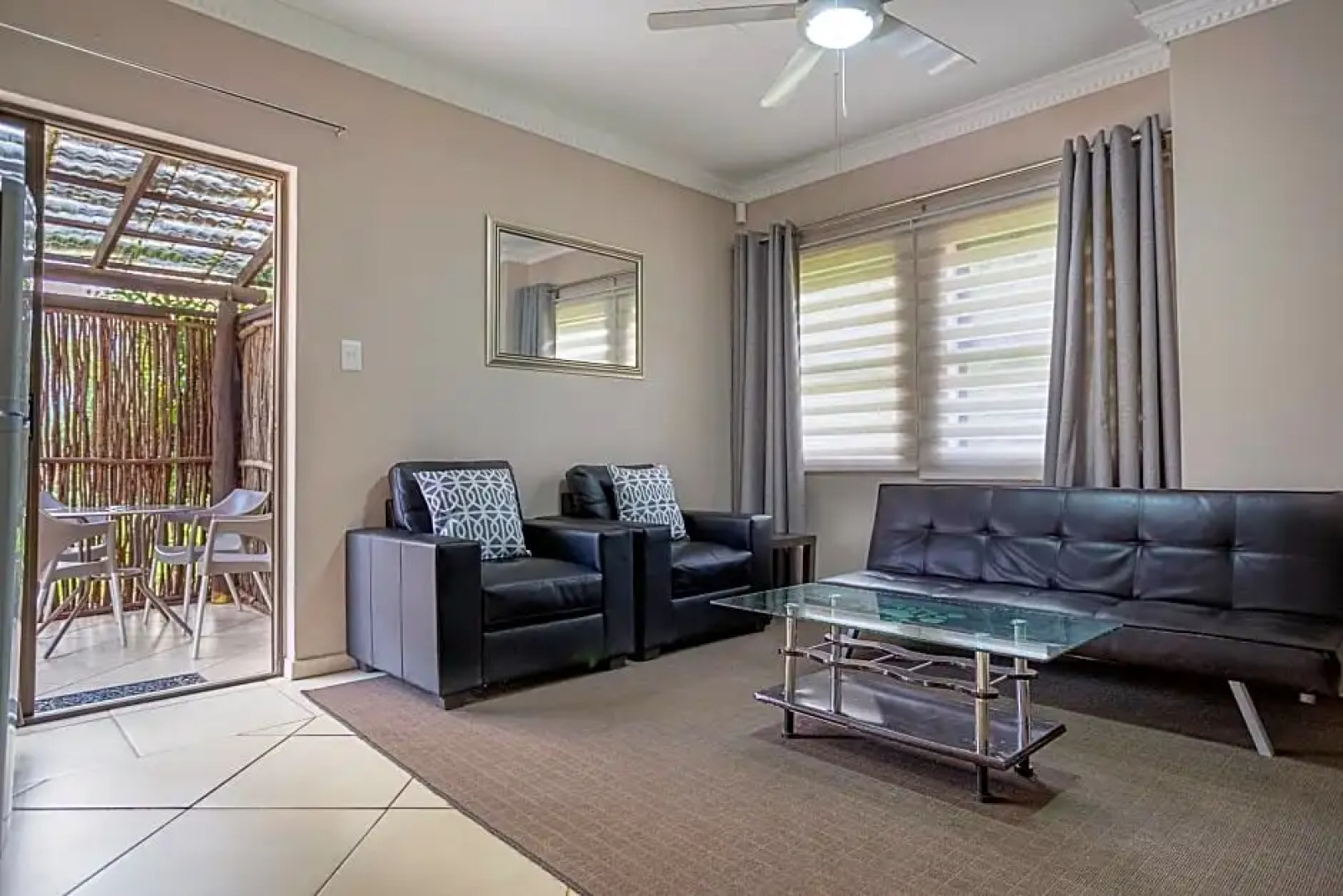 Three Oaks And An Aloe Boutique Hotel