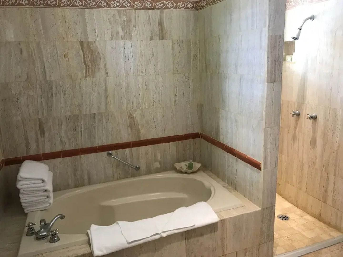 Marina Villas - Grand Isla Navidad