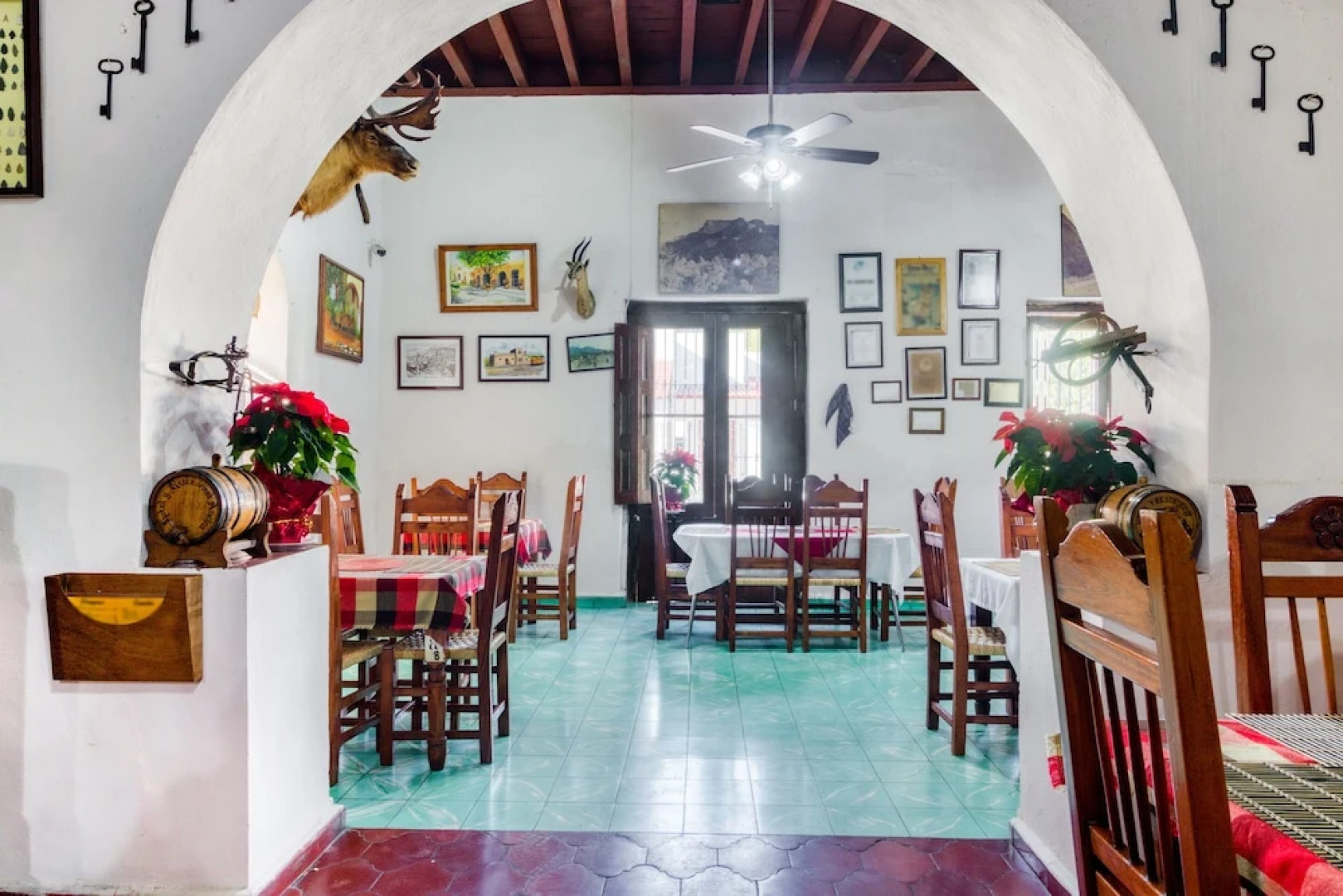 Oyo Restaurante Y Hotel Ancira