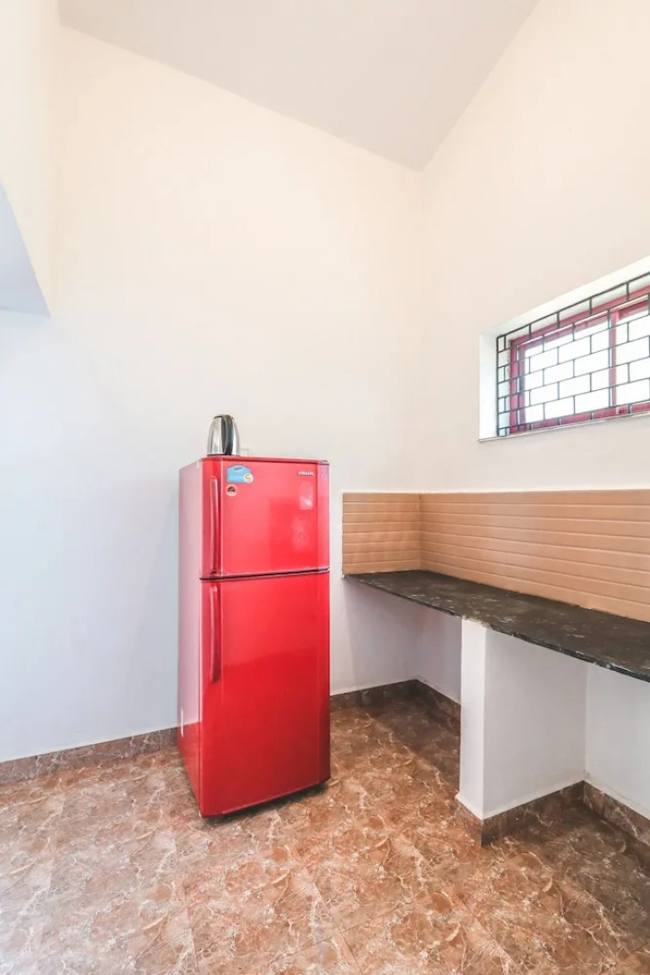 Piggy Hostel Vagator