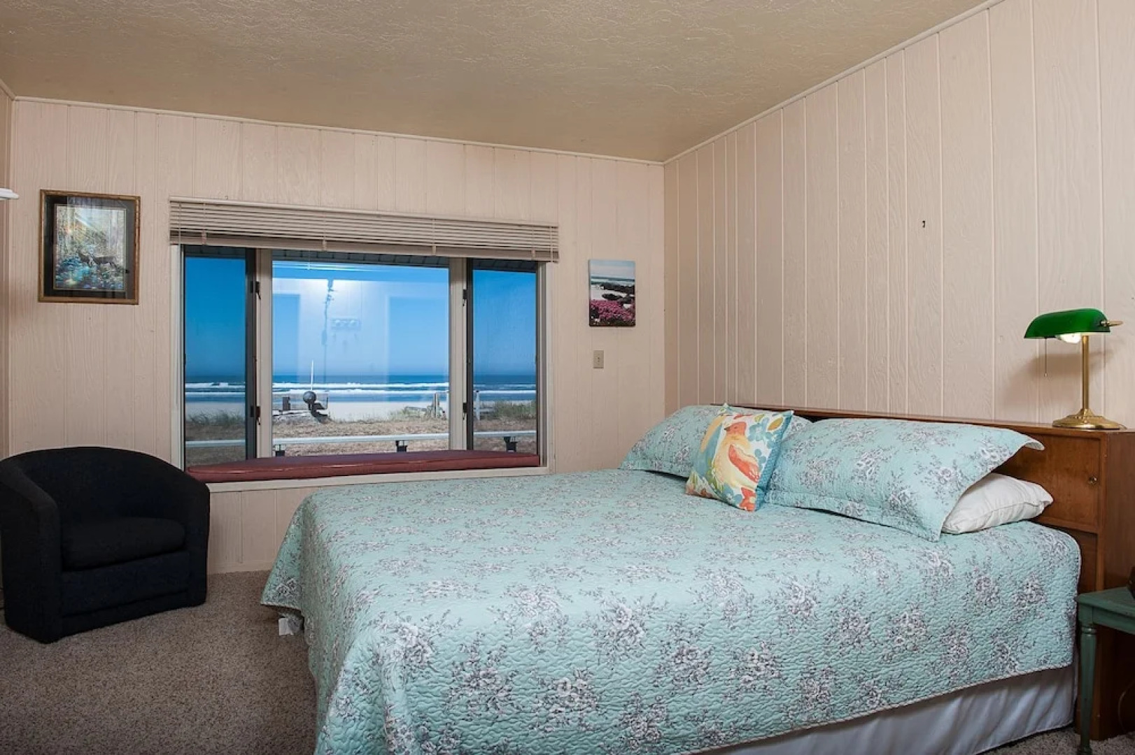 Pacific Rest 3 Br home by RedAwning