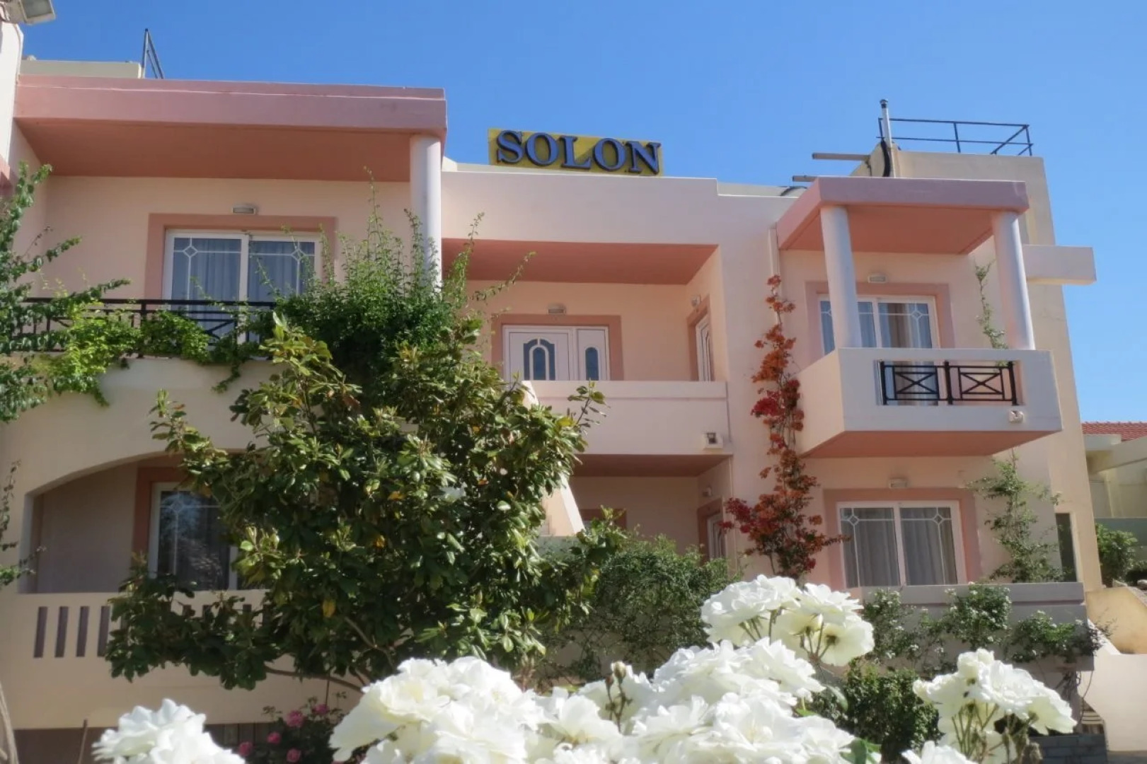 Solon Apartments