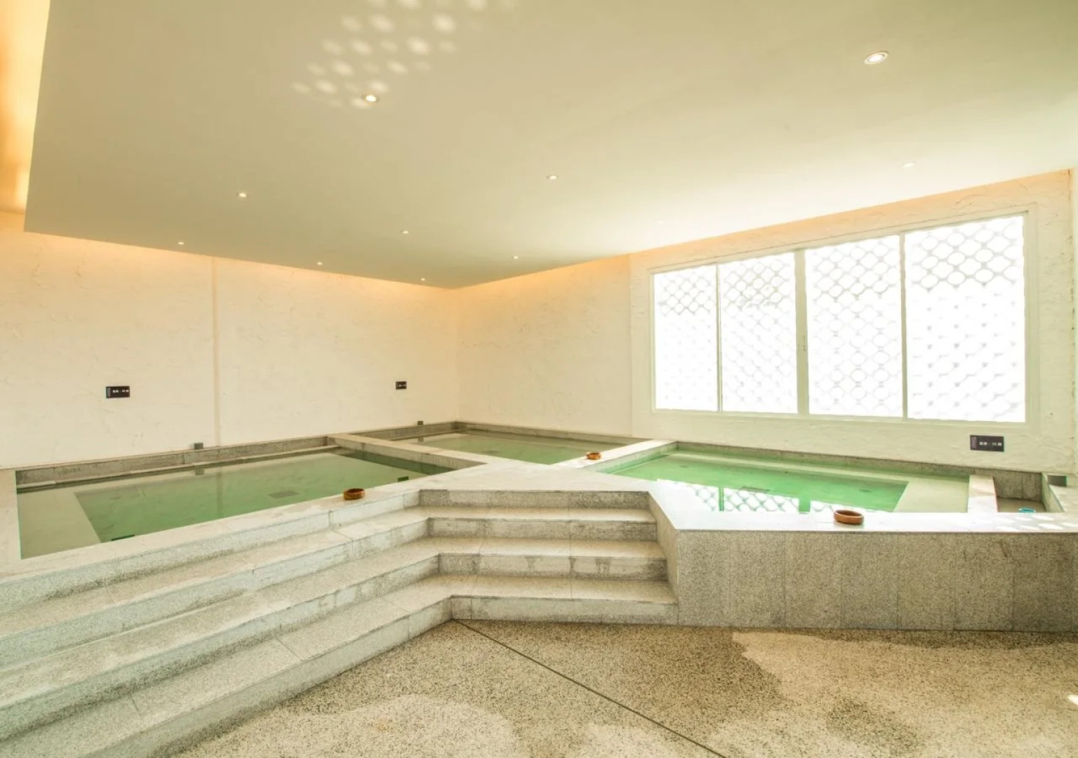 Laemtong Service Apartment