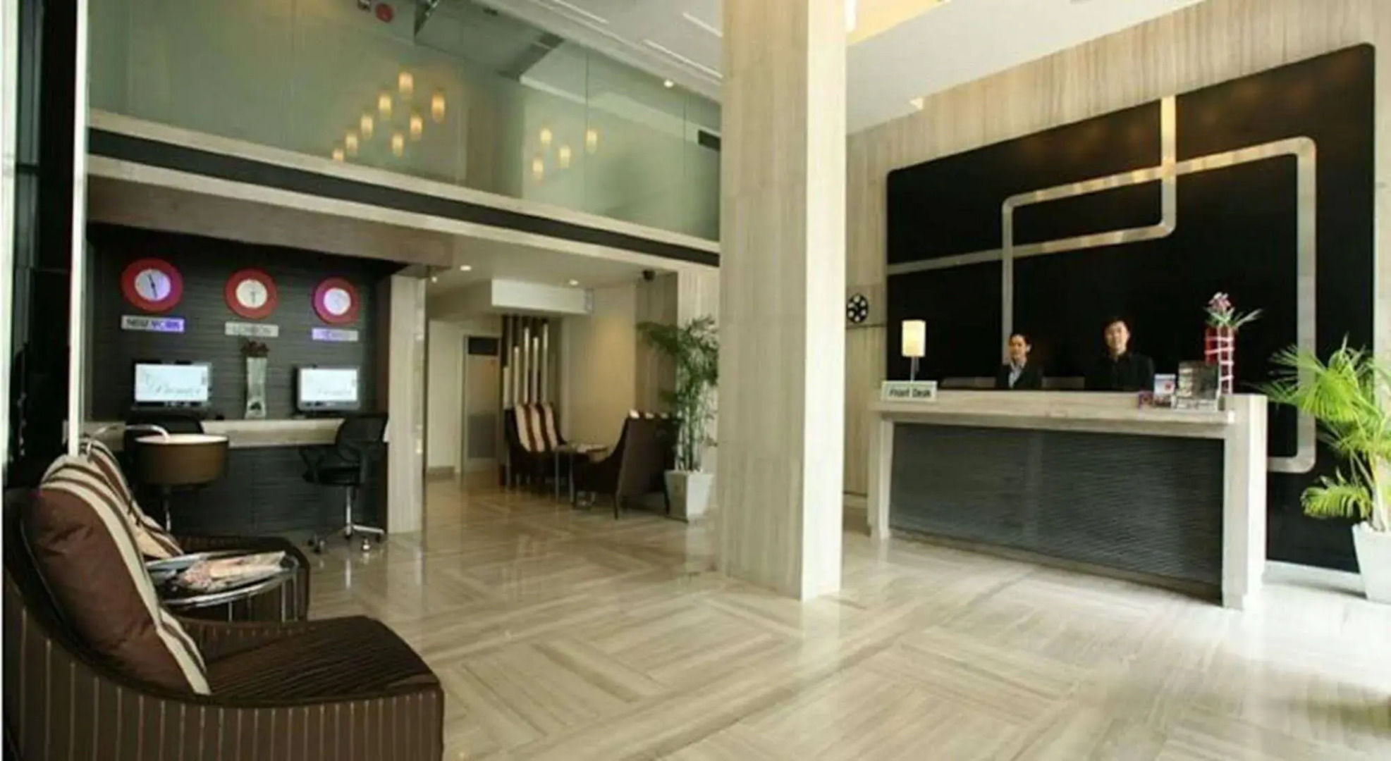 FX Hotel Metrolink Makkasan