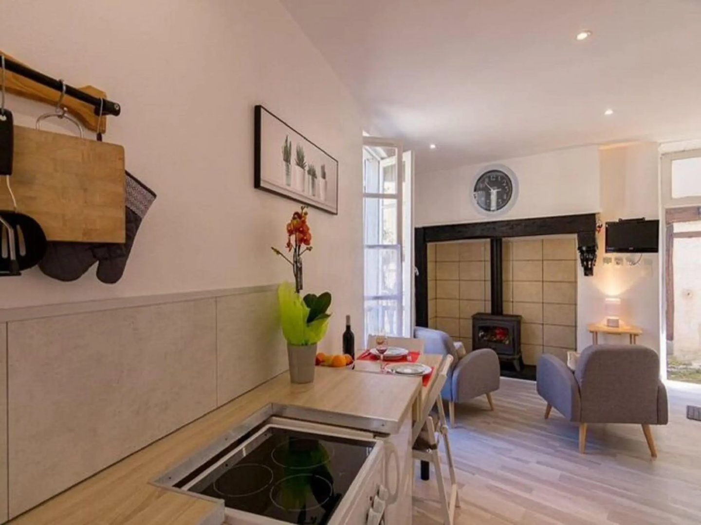 Charming holiday home in Ségur-le-Château with parking