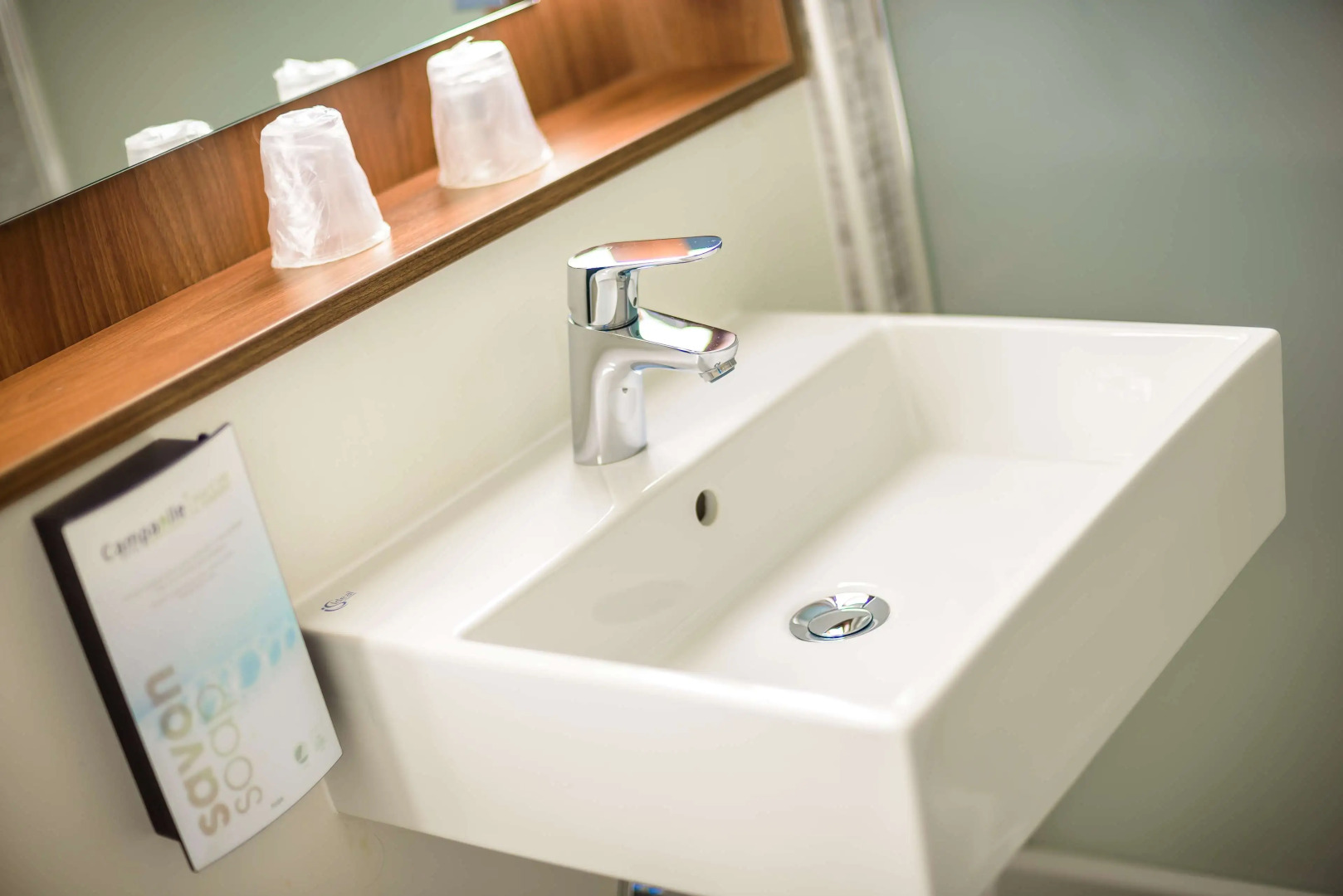 Hôtel Campanile Toulouse Nord - Sesquières