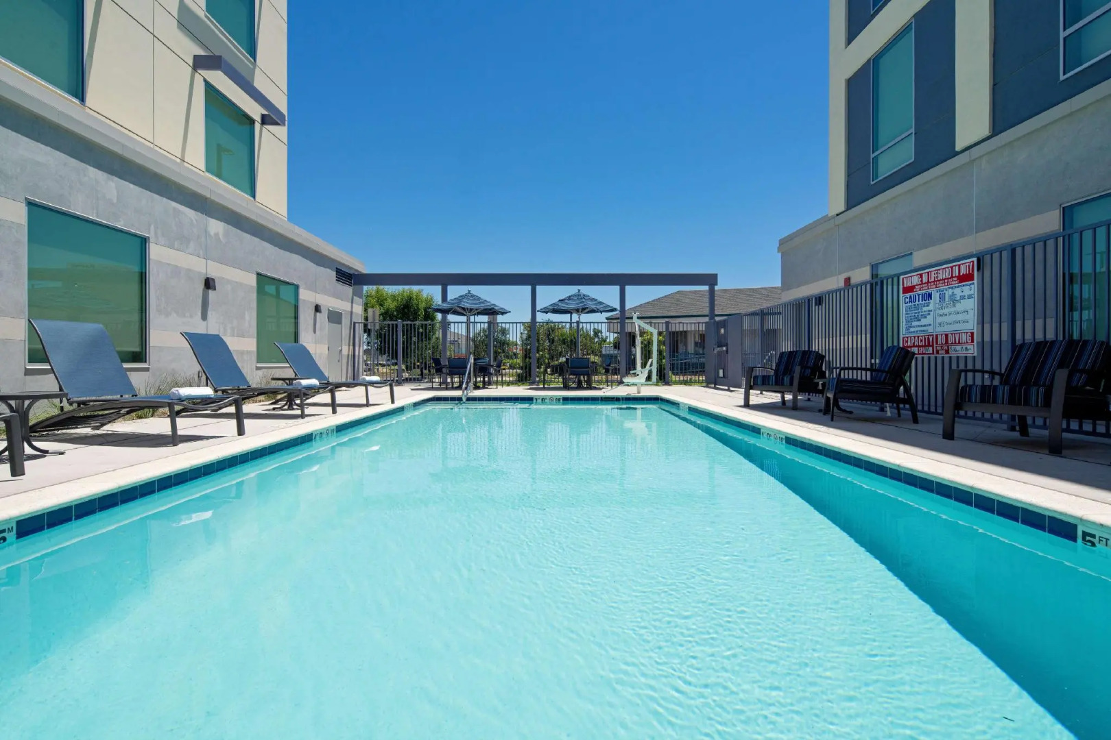 Hampton Inn & Suites Gilroy