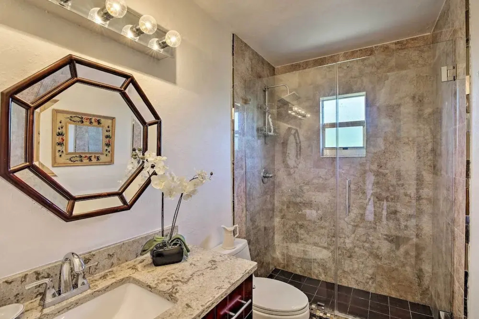 Pet-friendly Oasis w/ Deck & Fire Pit in Bokeelia!