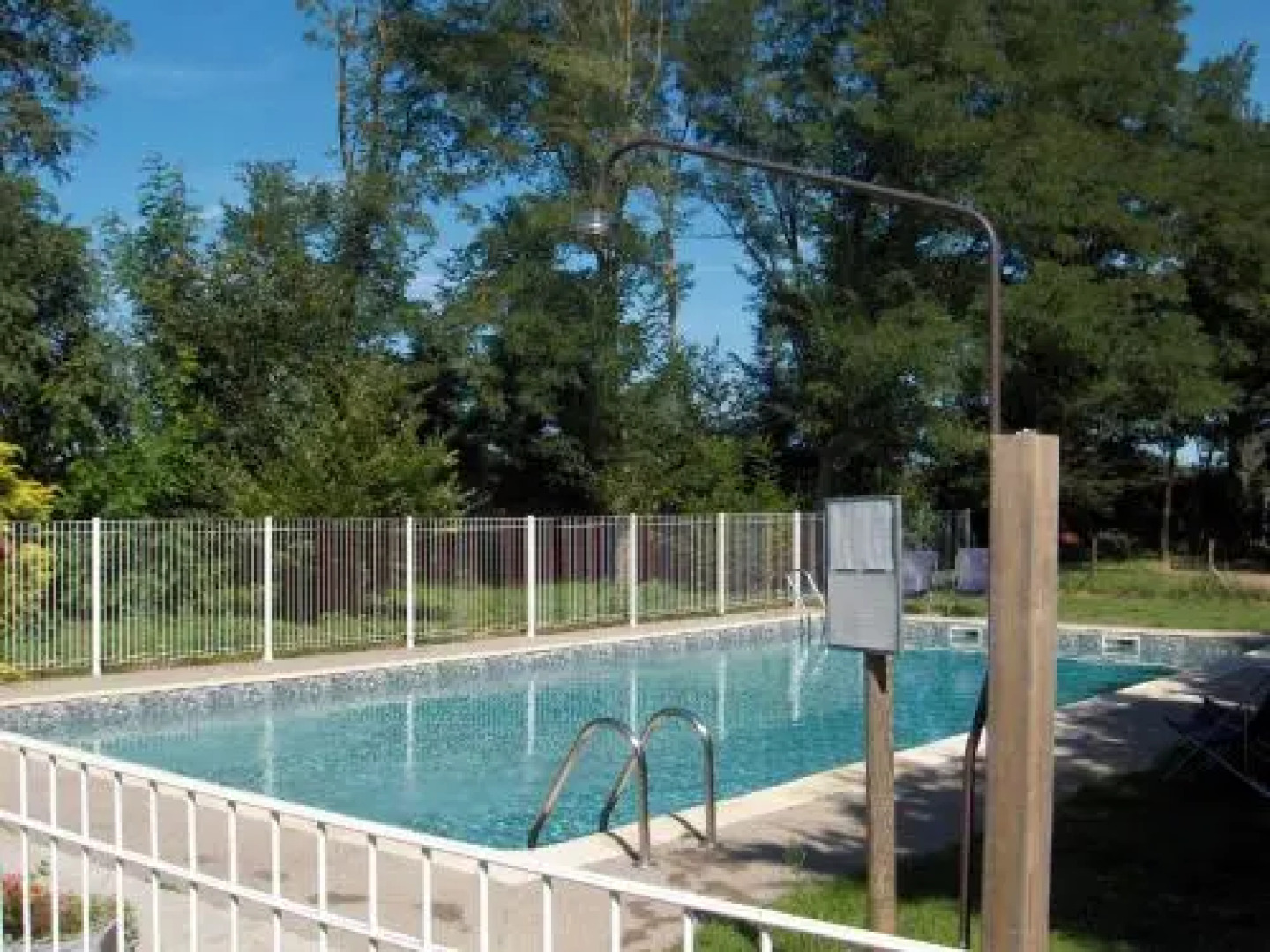 Chambres dHôtes Domaine du Bourg