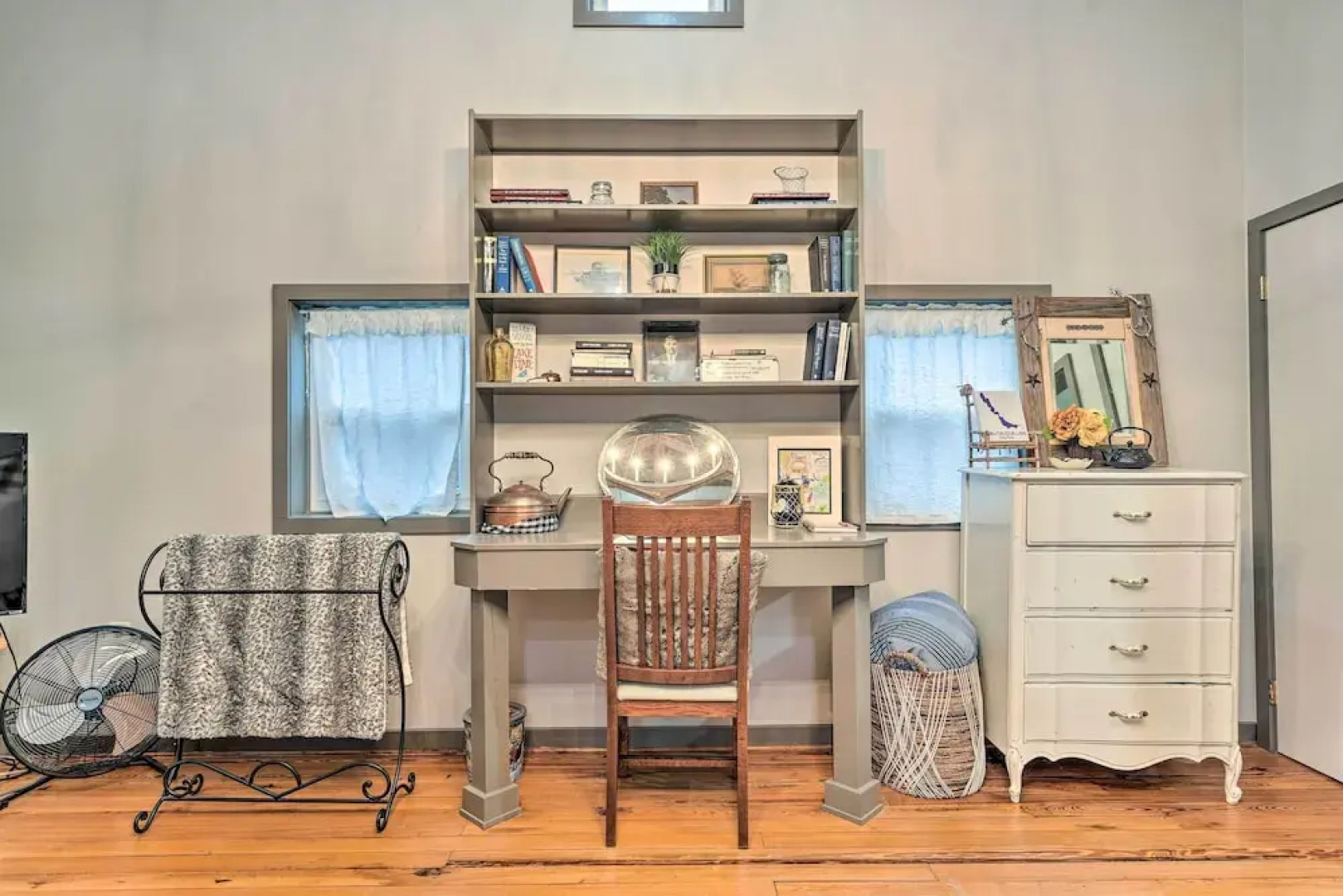 Pet-friendly Loft Vacation Rental w/ Fire Pit!