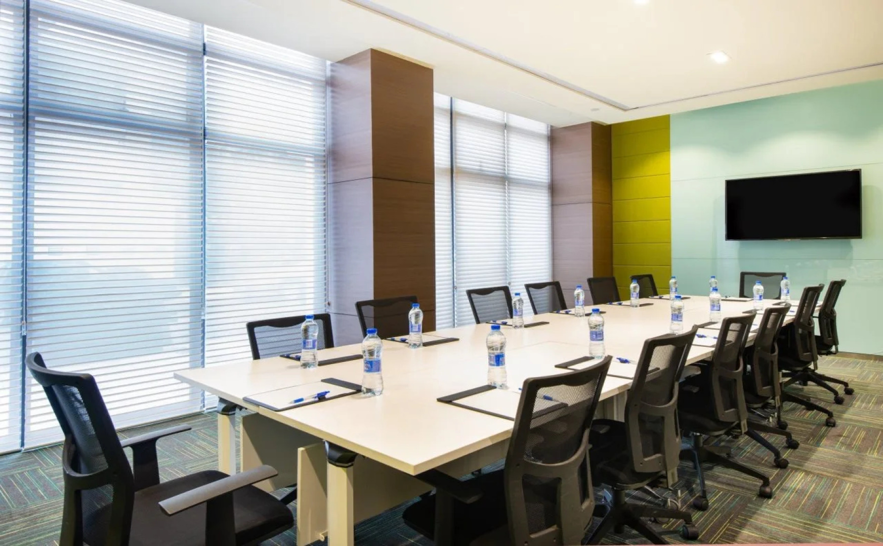 Holiday Inn Express Dujiangyan Ancient City by IHG