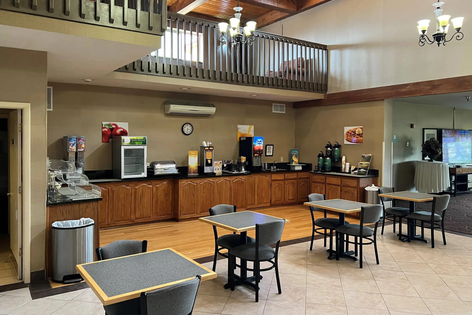 Quality Inn & Suites Grants - I-40