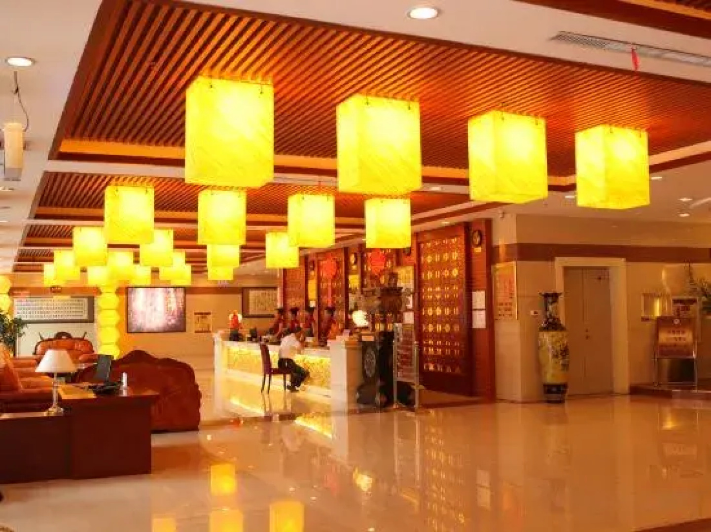Tianxing Hot Spring Business Hotel