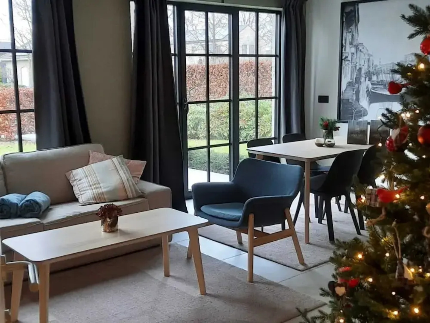 Beautiful Holiday Home in Vlaanderen With Shared Pool