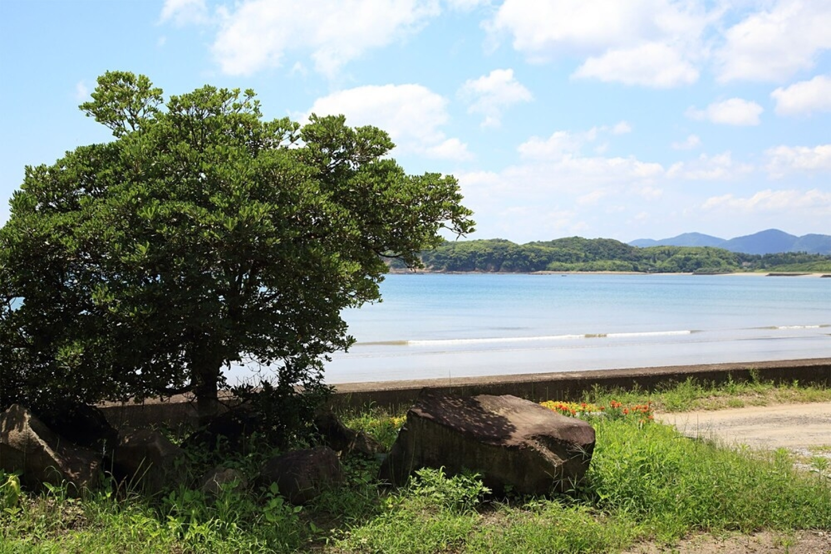 Sasayakana Ouchi Sakida Kushima