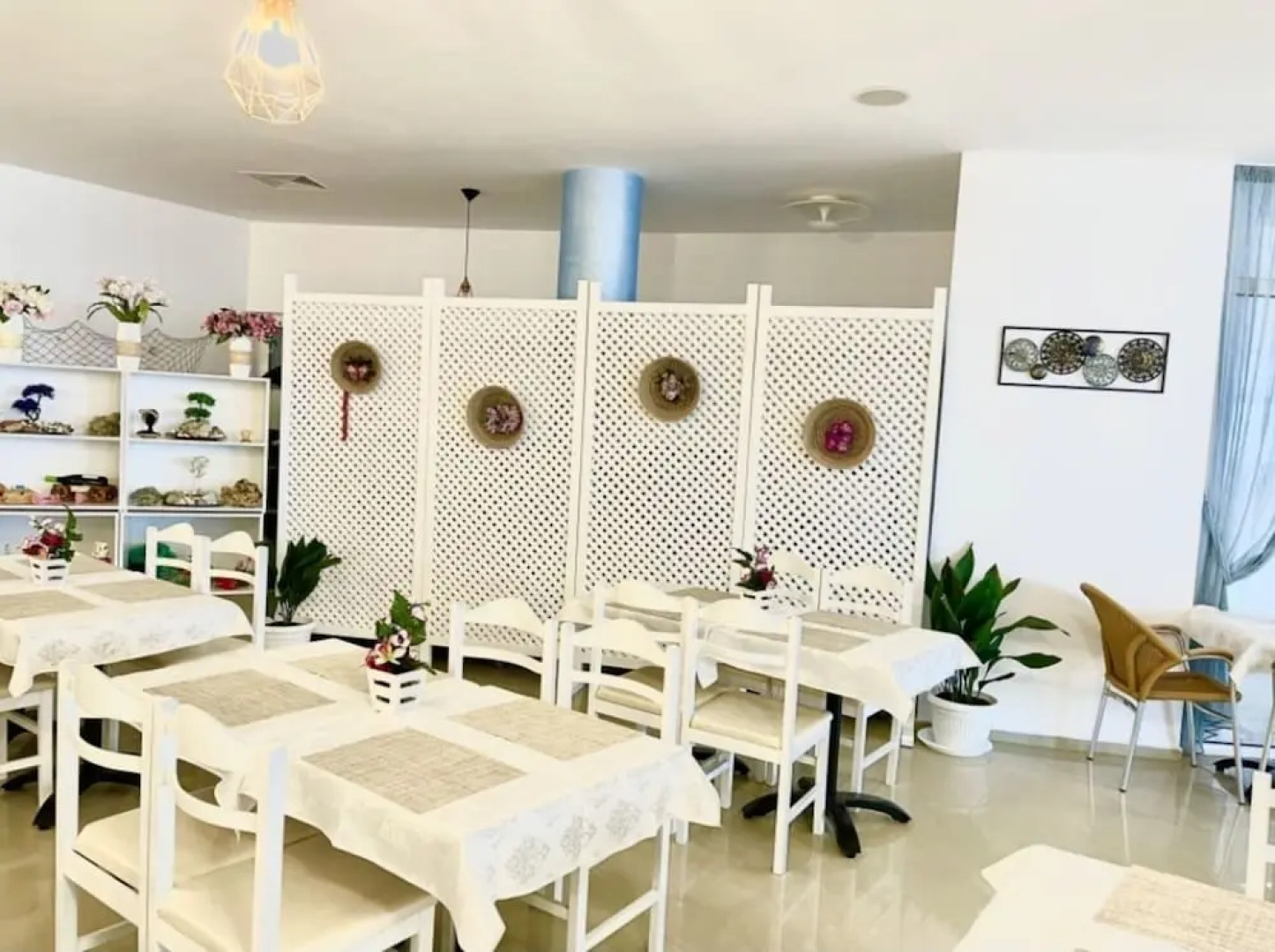 Sea View 1 Bed Apartment With Stunning Ocean Views