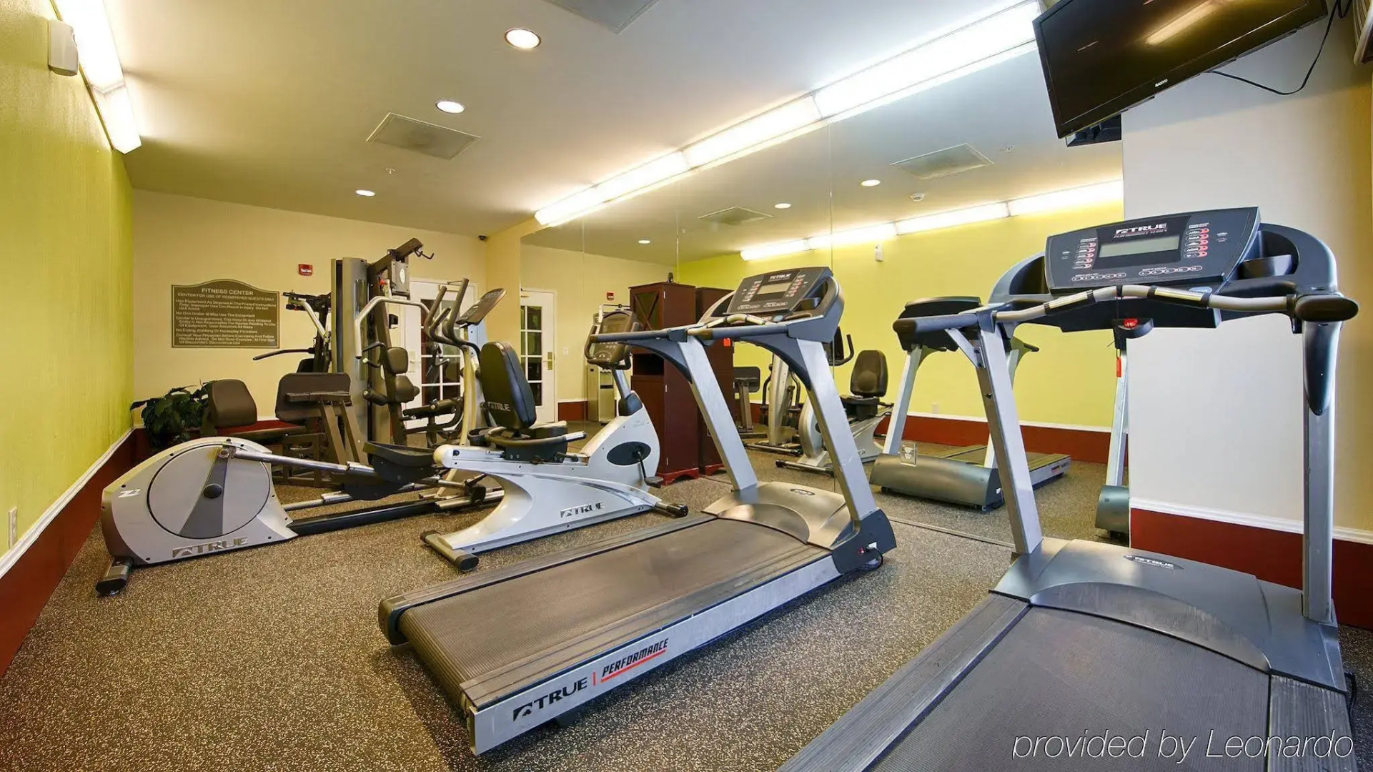 Best Western Airport Inn & Suites