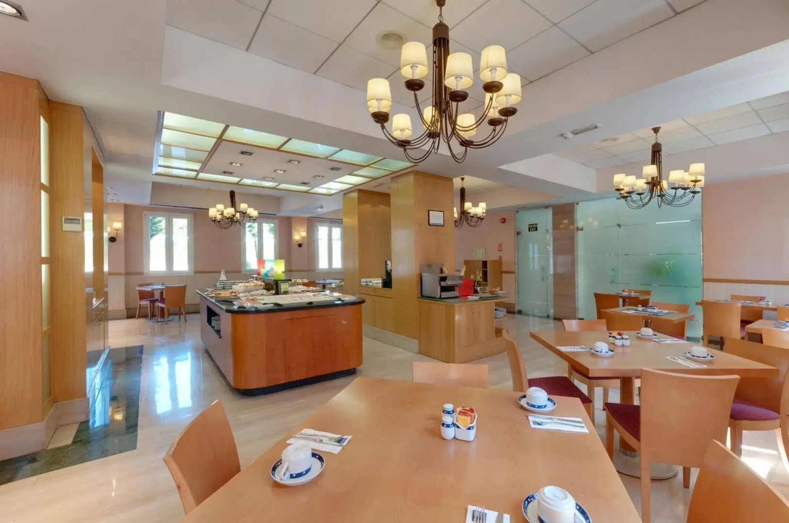 Отель Sercotel Alcalá 611