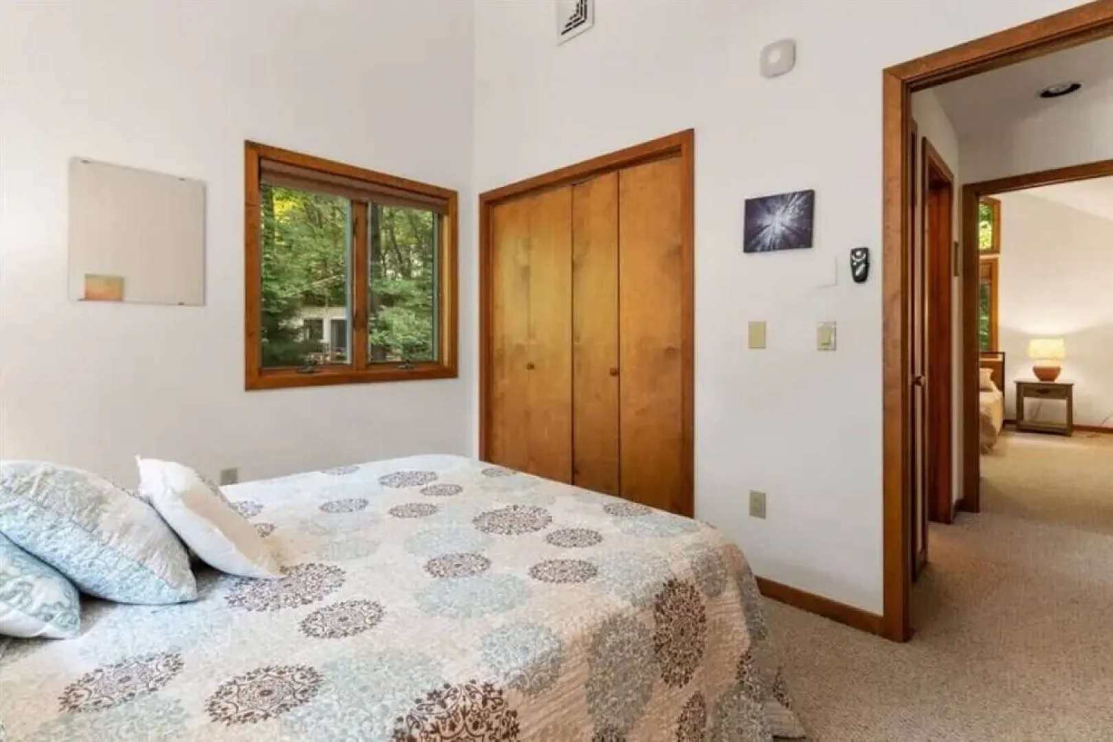 Pocono Chalet Jacuzzi Bathtub 4 BDRMS