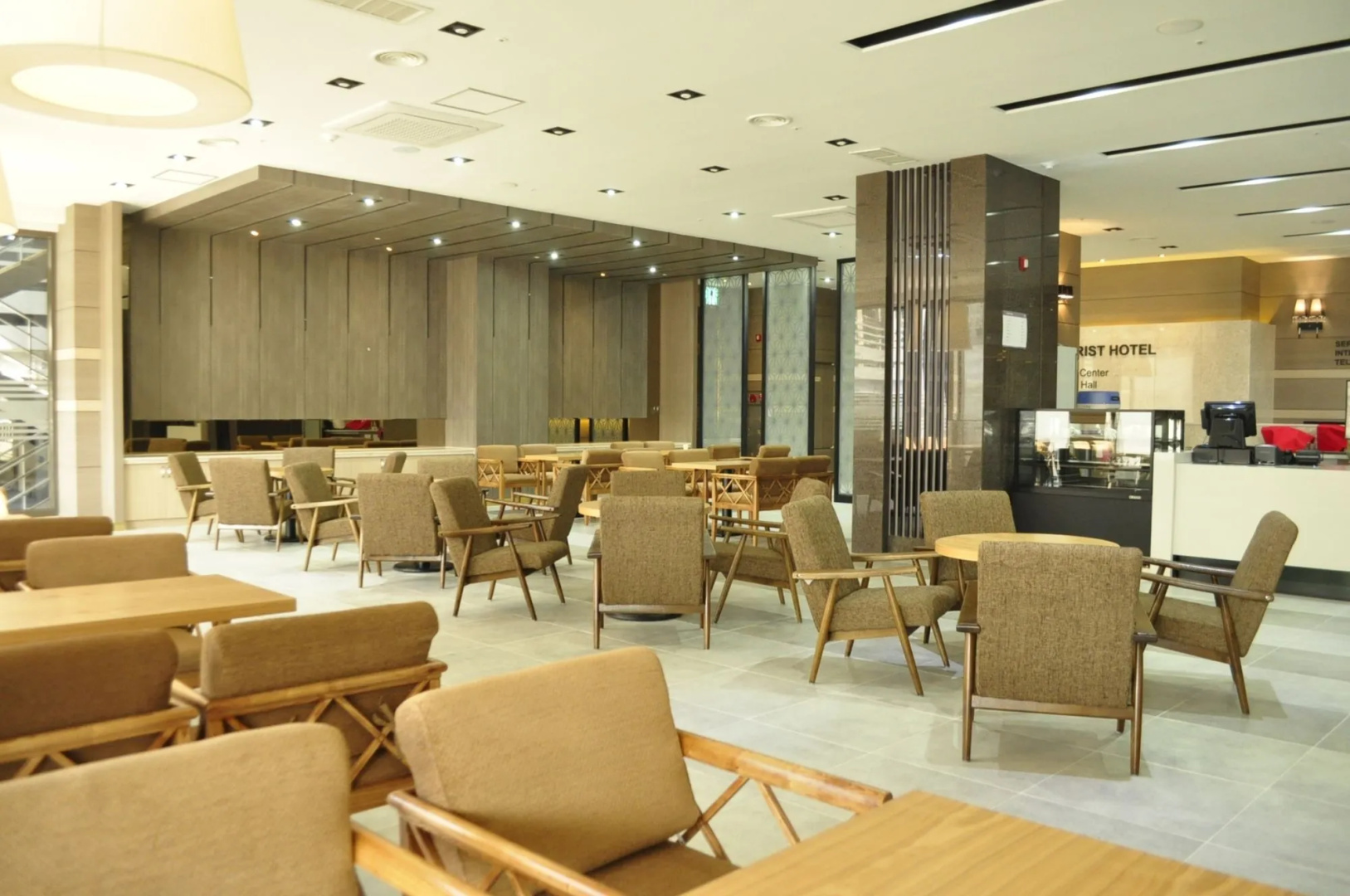 Hyunjin Tourist Hotel