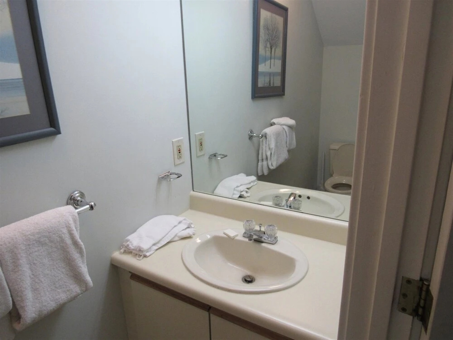 Spacious Waterville Valley Condo Close to Town Square! - Ms13av