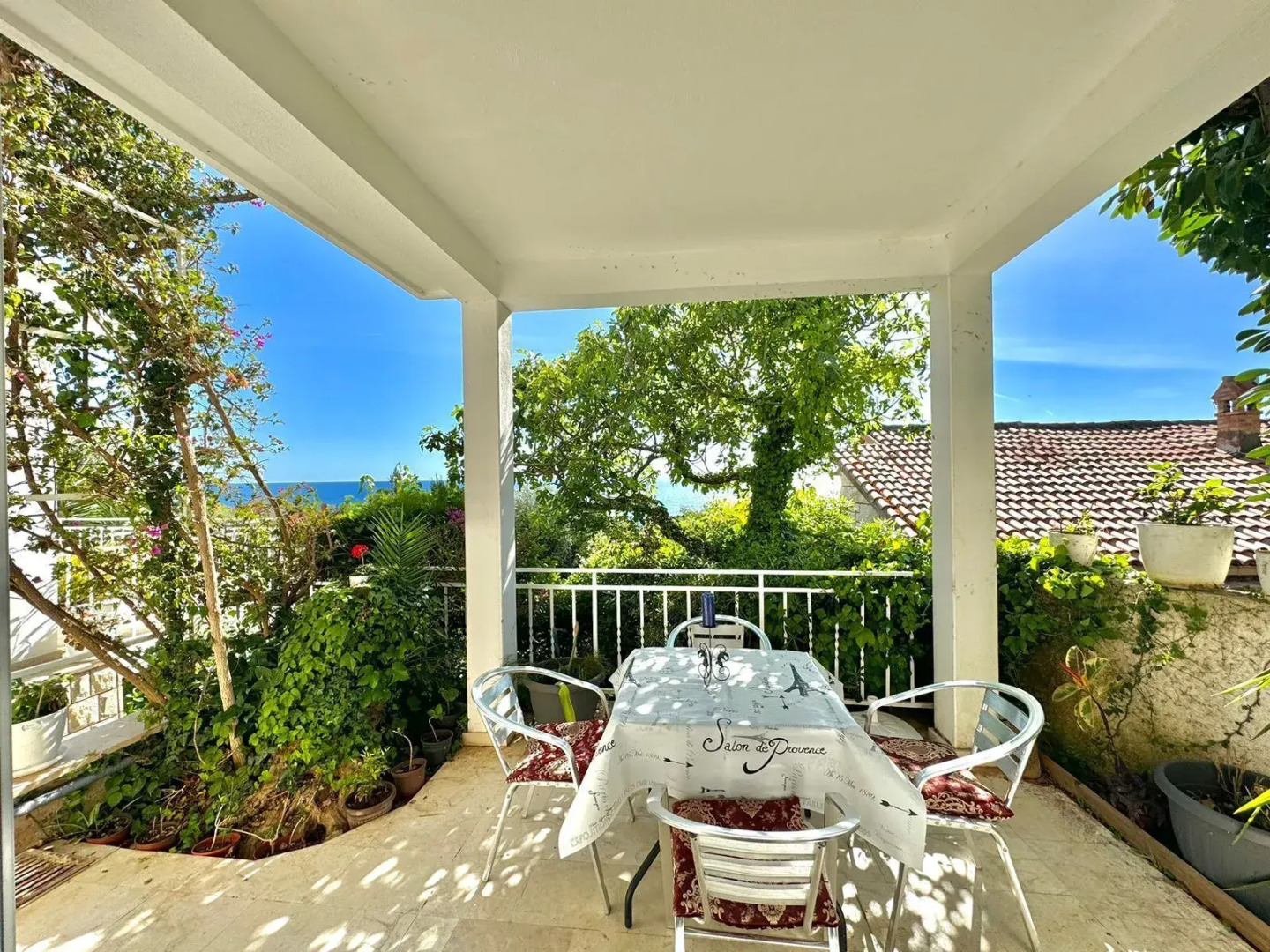 Sun Rose apartments Sveti Stefan