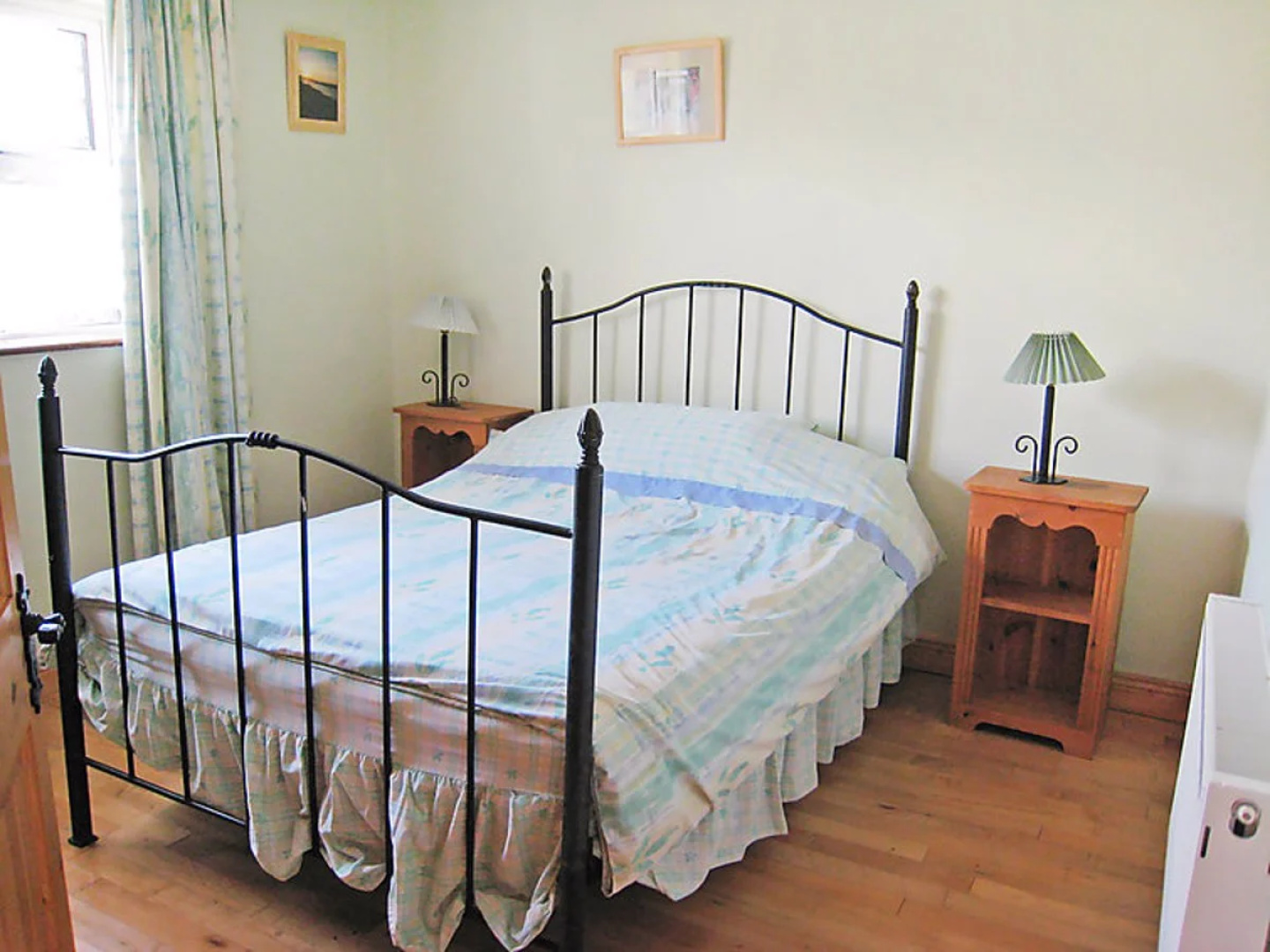 Seaside Cottages 14999