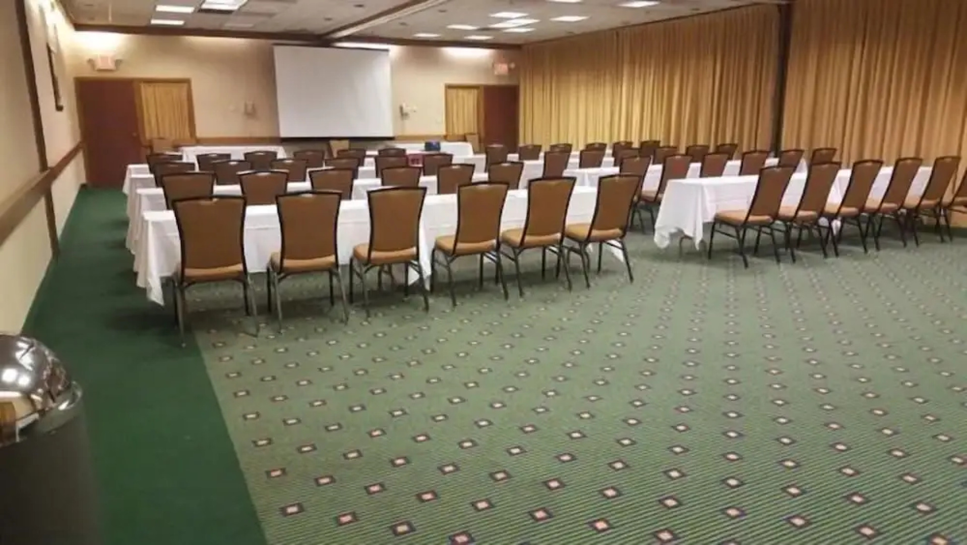 Courtyard By Marriott Merrillville