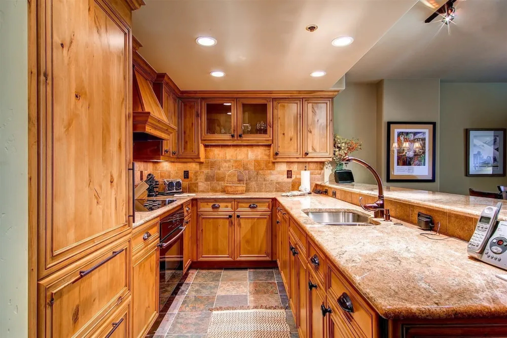 Beaver Creek Borders 208L