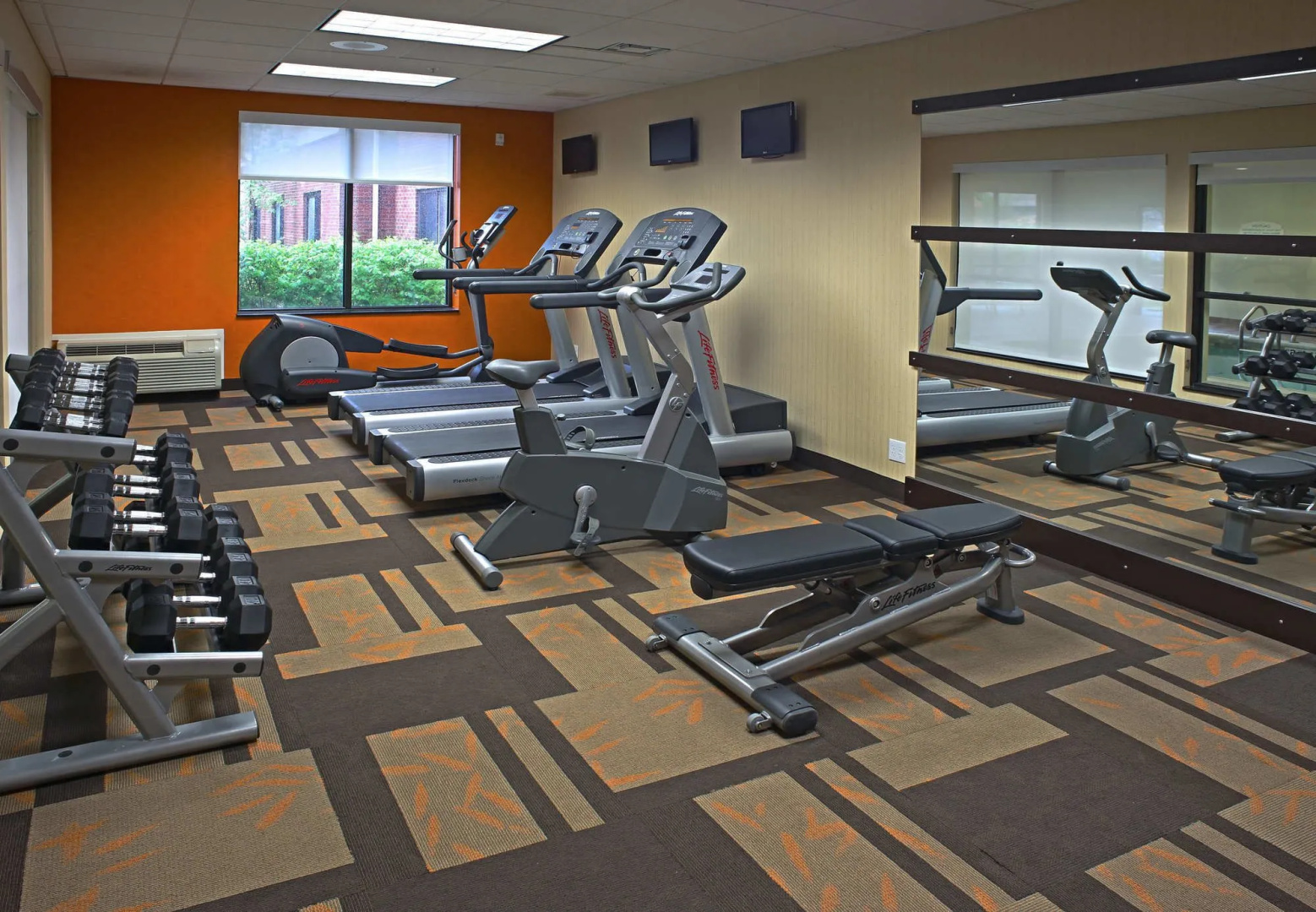 Courtyard by Marriott Hamilton