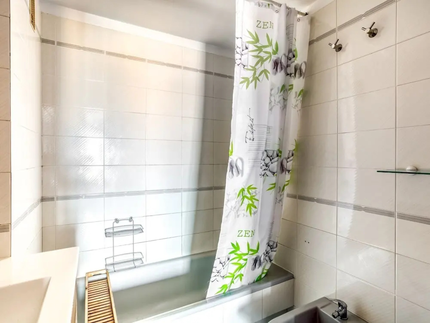 Cheerful Holiday Home in Santa Cruz near Sea Beach