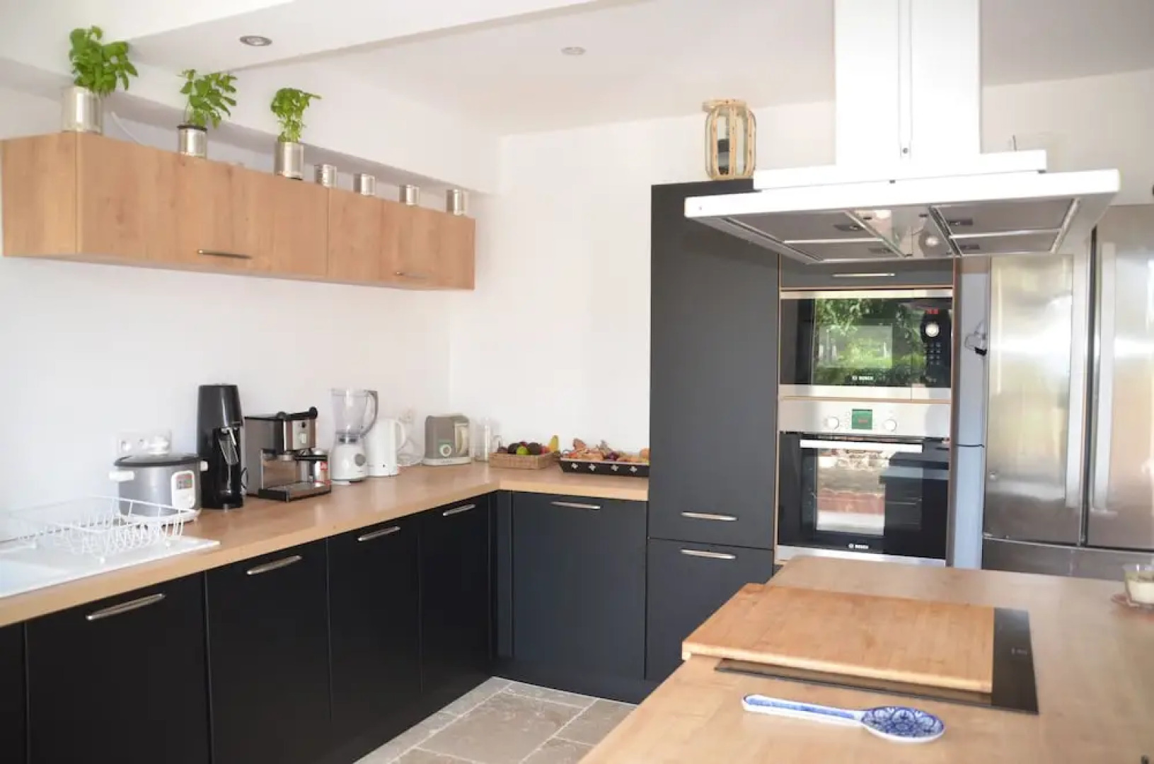 App. 100m2 avec jardin proche plages