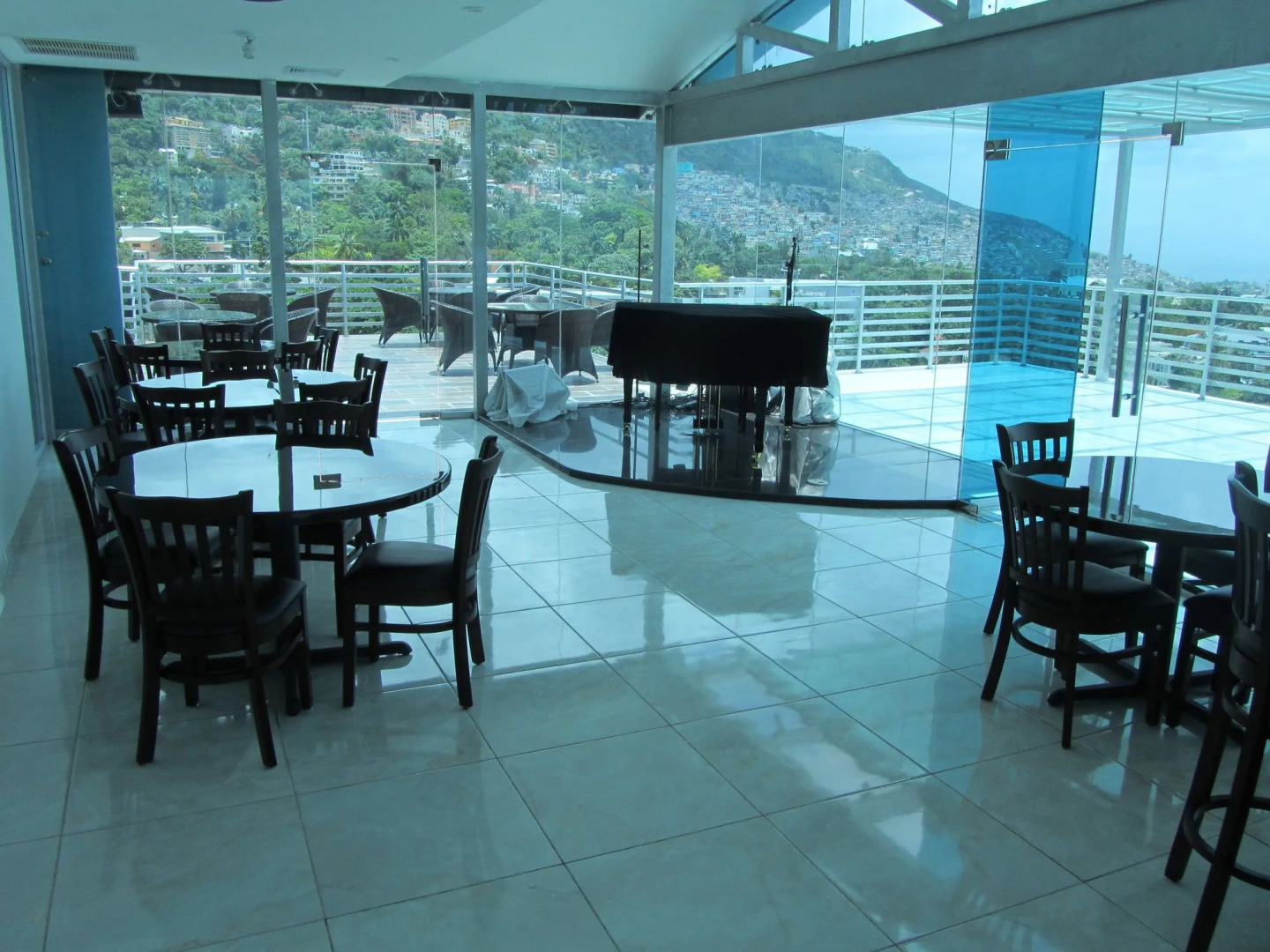 Gala Tower Condo & Hotel