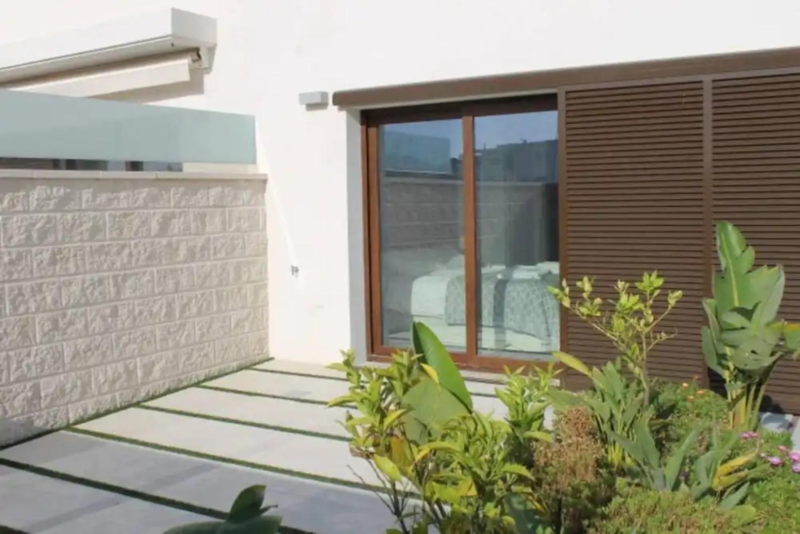 Luxurious Villa sleeps 6 with Private Pool LM1