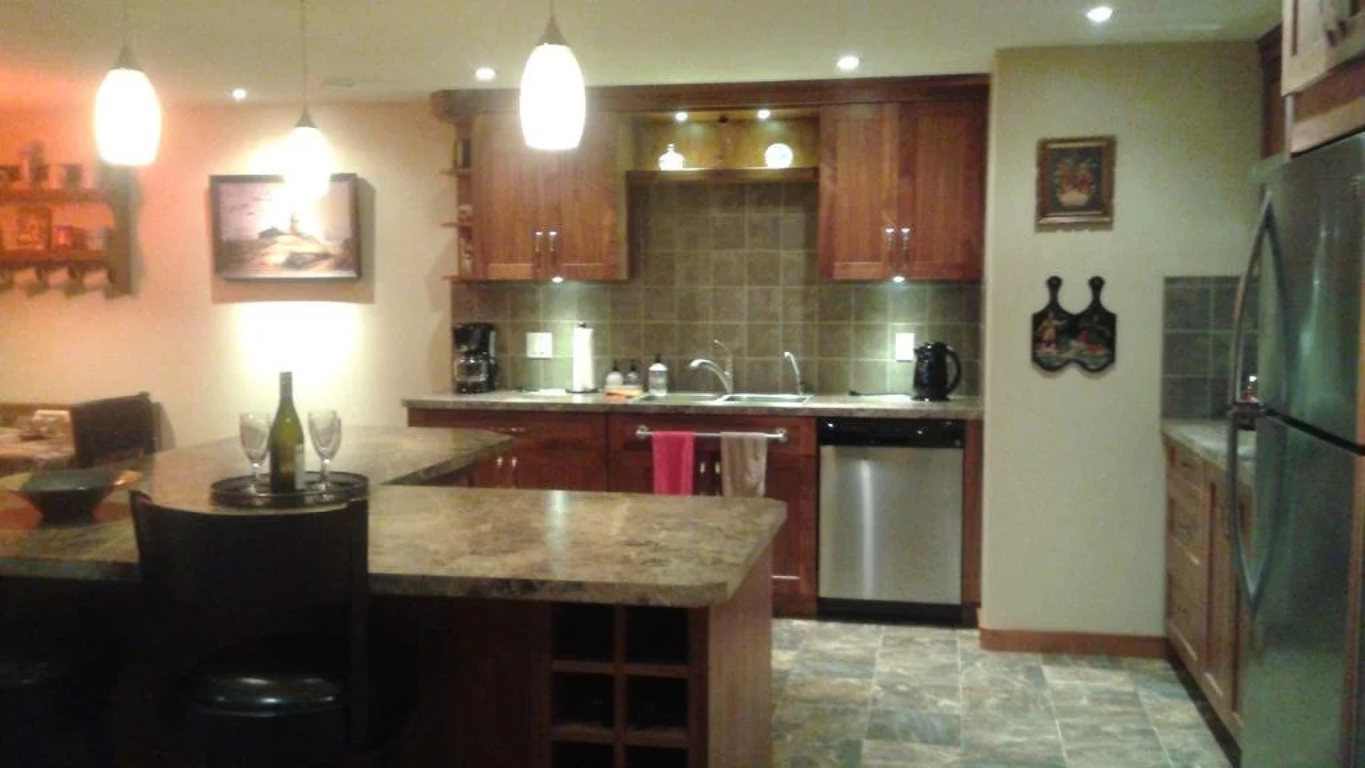 Above Naramata Bed & Breakfast