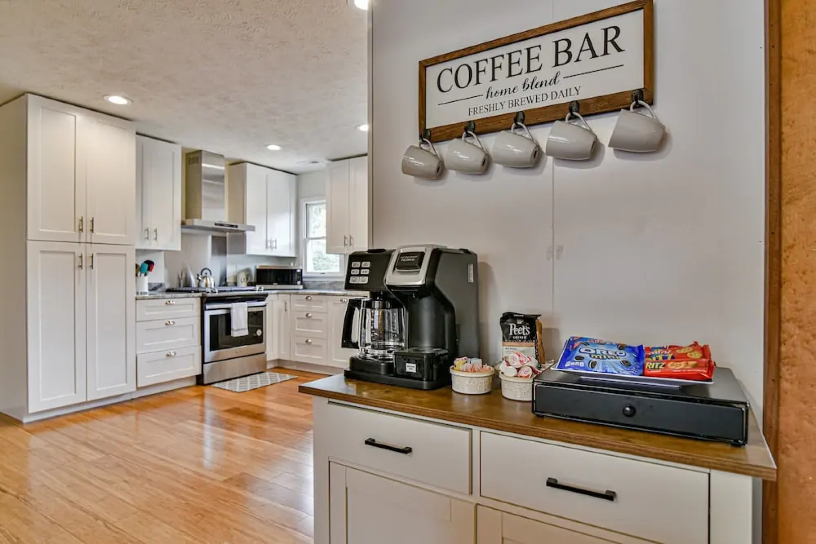 Aiken Rd - 6 BR - hot tub and game room