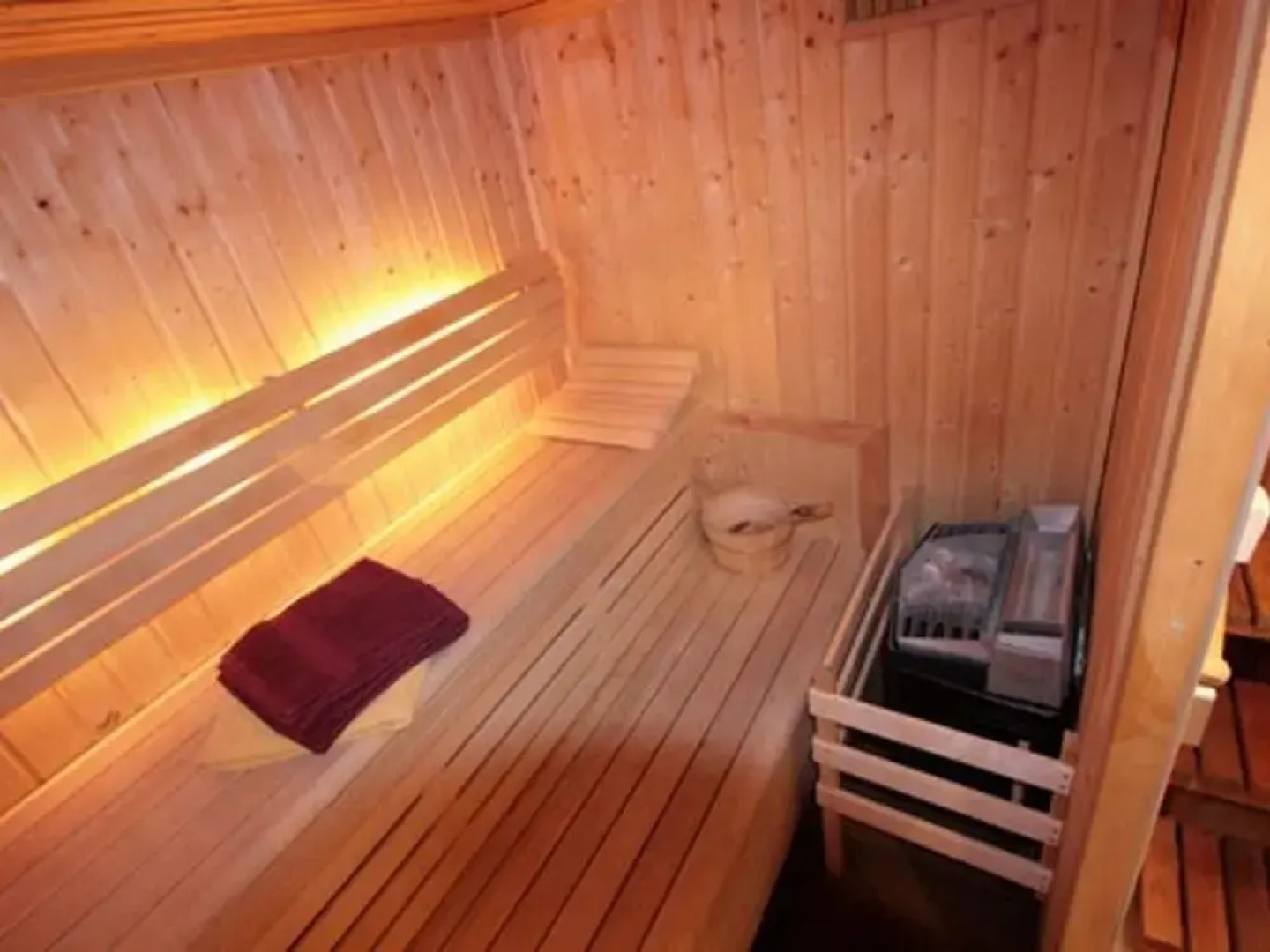 Premium Farmhouse in Zelhem with Sauna