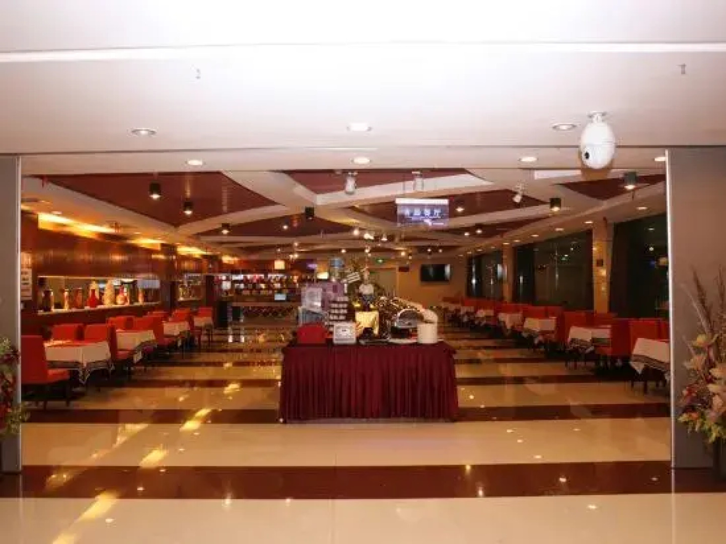 Tianxing Hot Spring Business Hotel