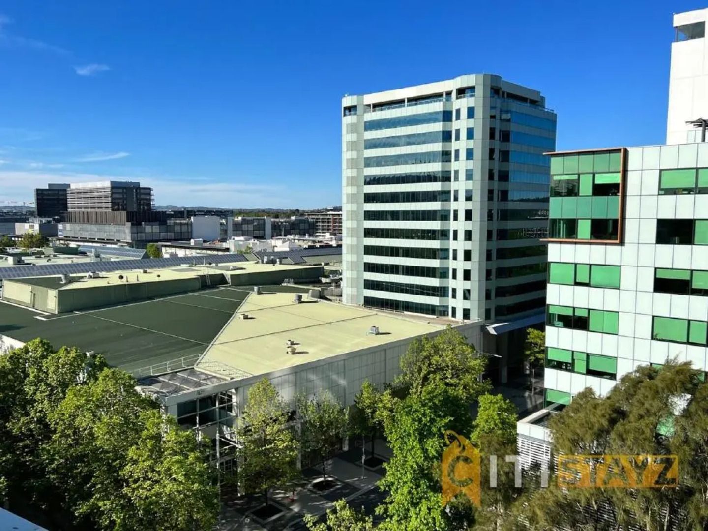 Light & Lovely in Canberra's CBD - 1BR Apt w/Carsp