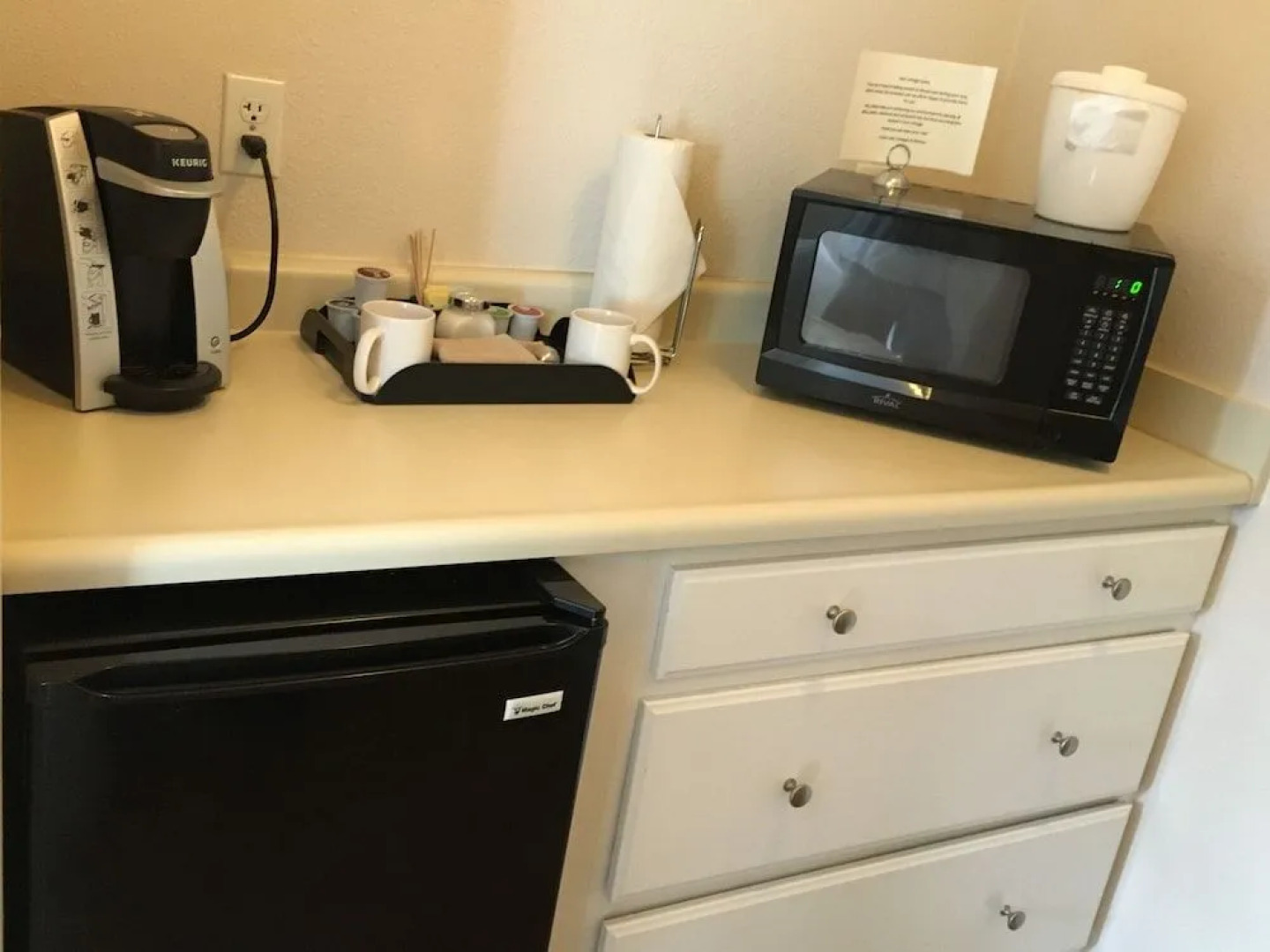 Clear Lake Cottages & Marina